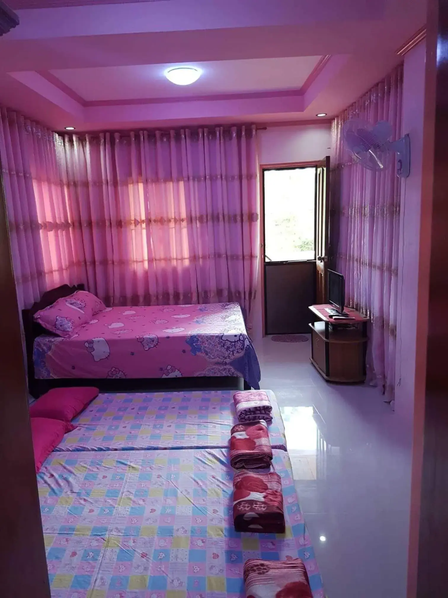 Bed in Mary Chiang Baguio Transient House Bed in Mary Chiang Baguio Transient House