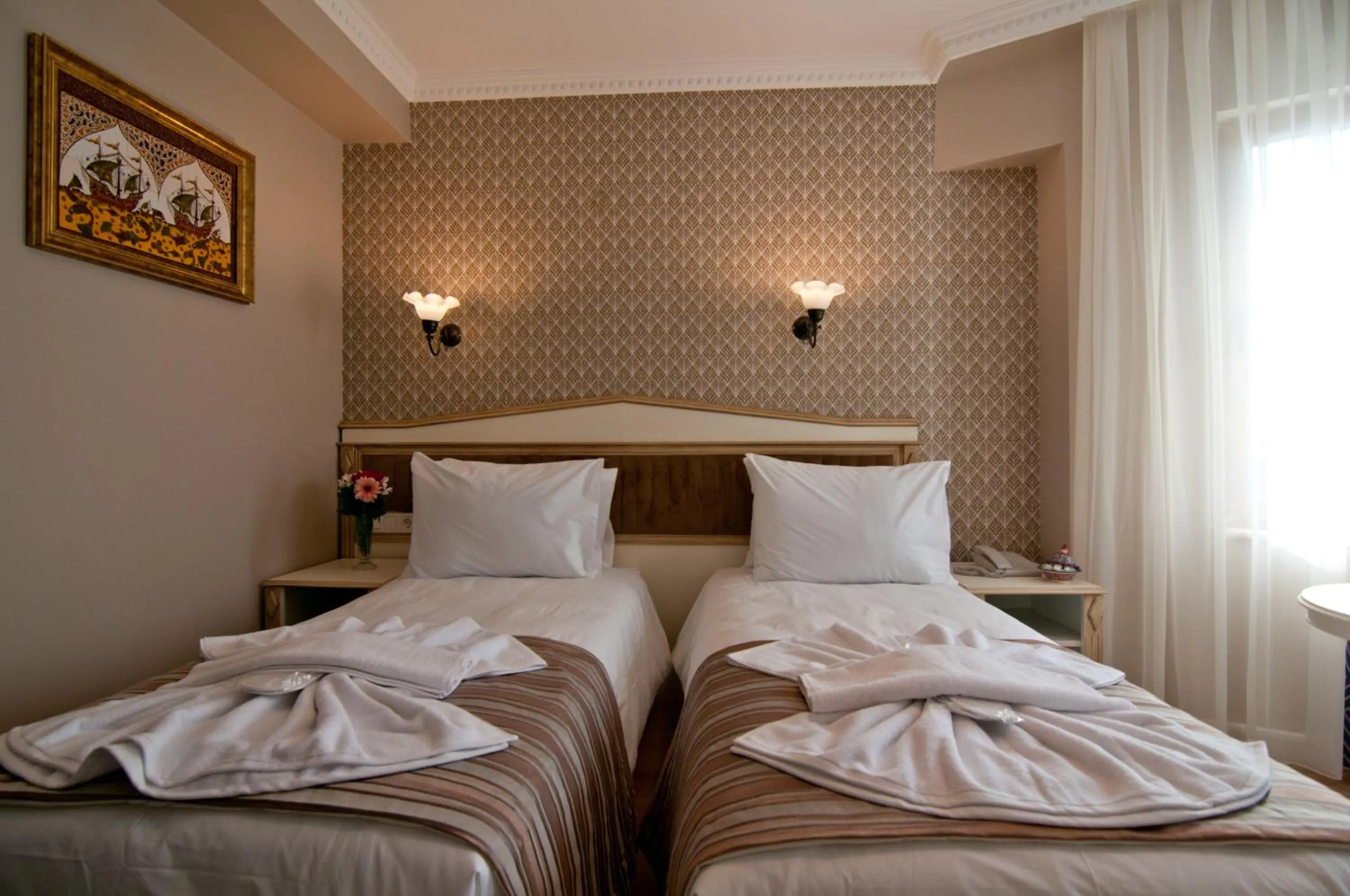 Bed in Mevlana Hotel