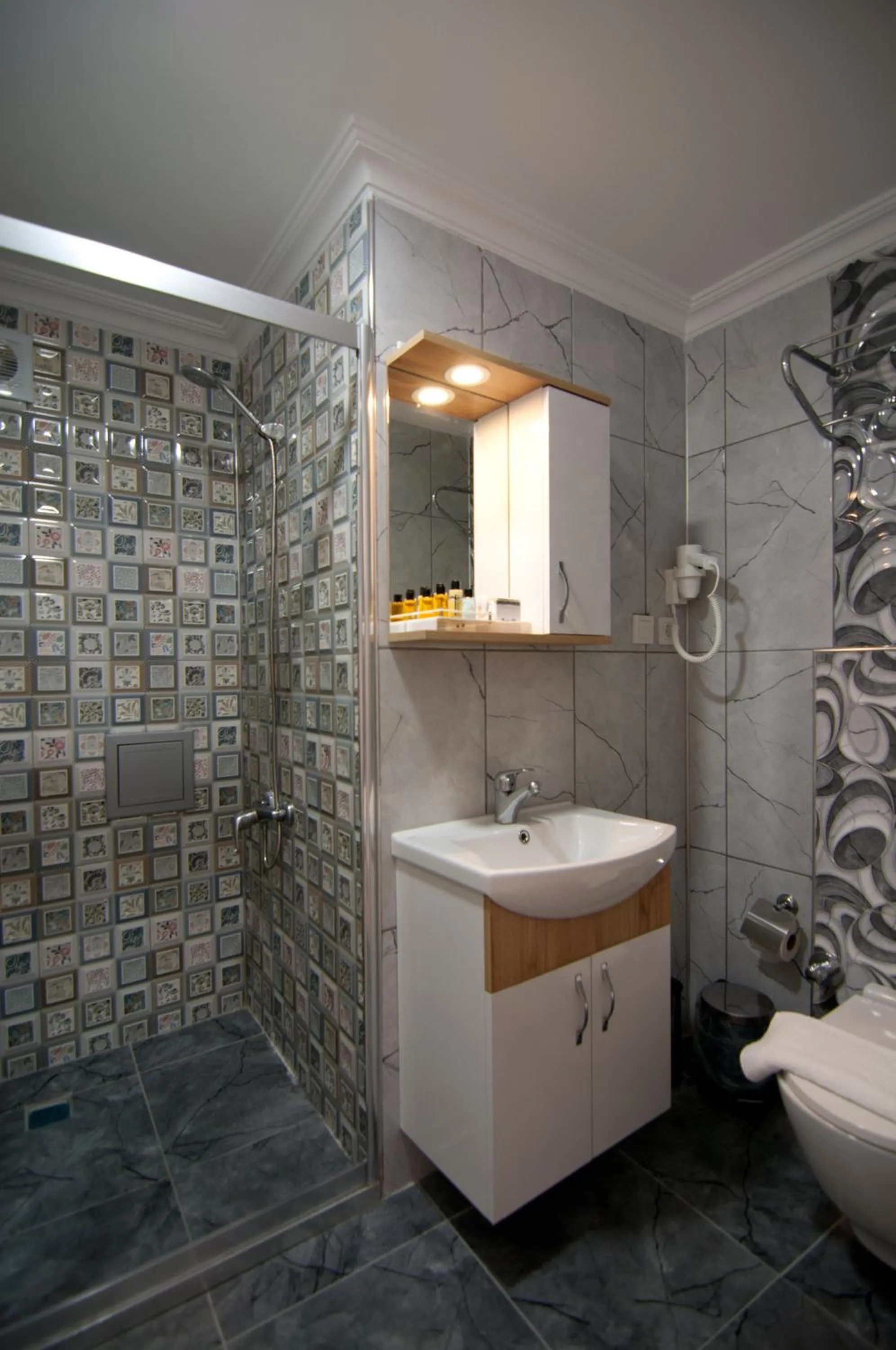 Bathroom in Mevlana Hotel