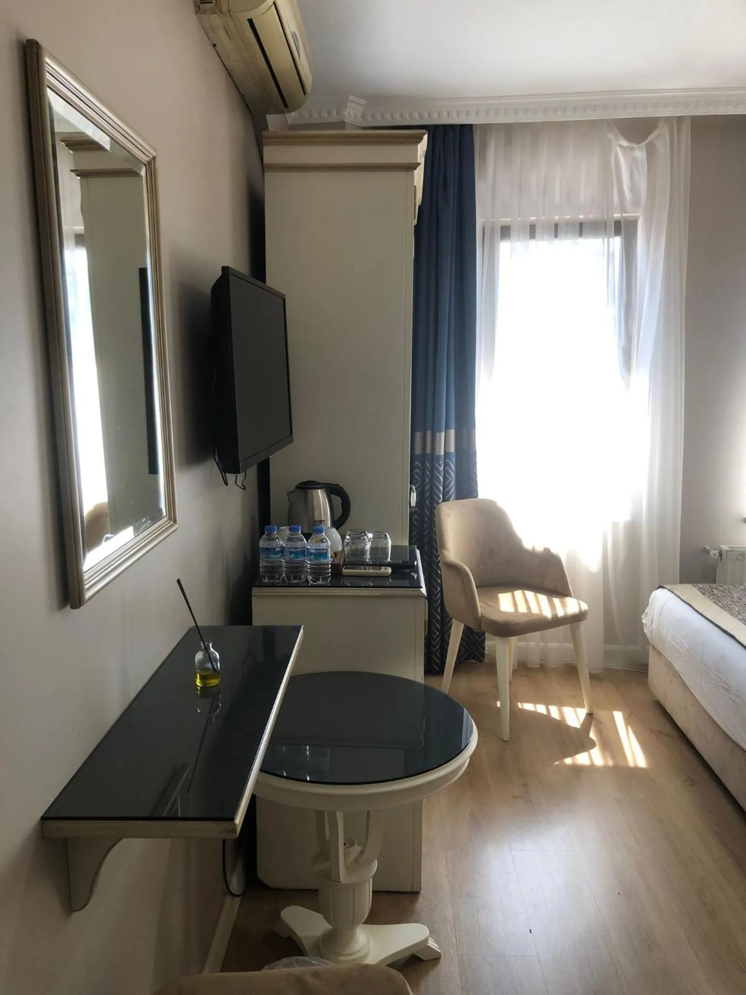 Bed in Mevlana Hotel