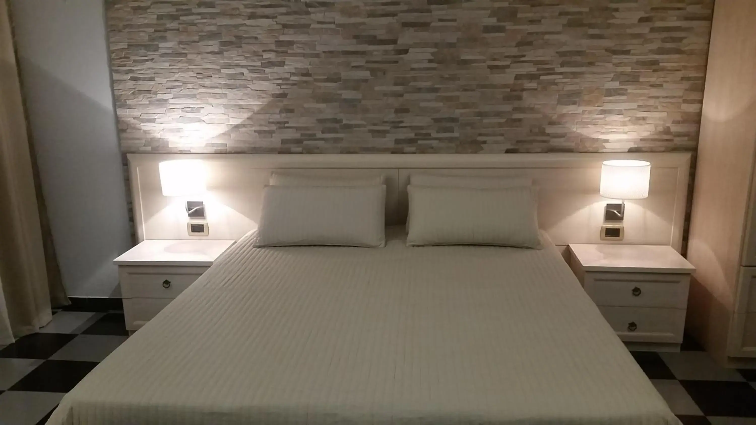 Deluxe Double or Twin Room with Balcony in La Maison Des Rêves Deluxe Double or Twin Room with Balcony in La Maison Des Rêves