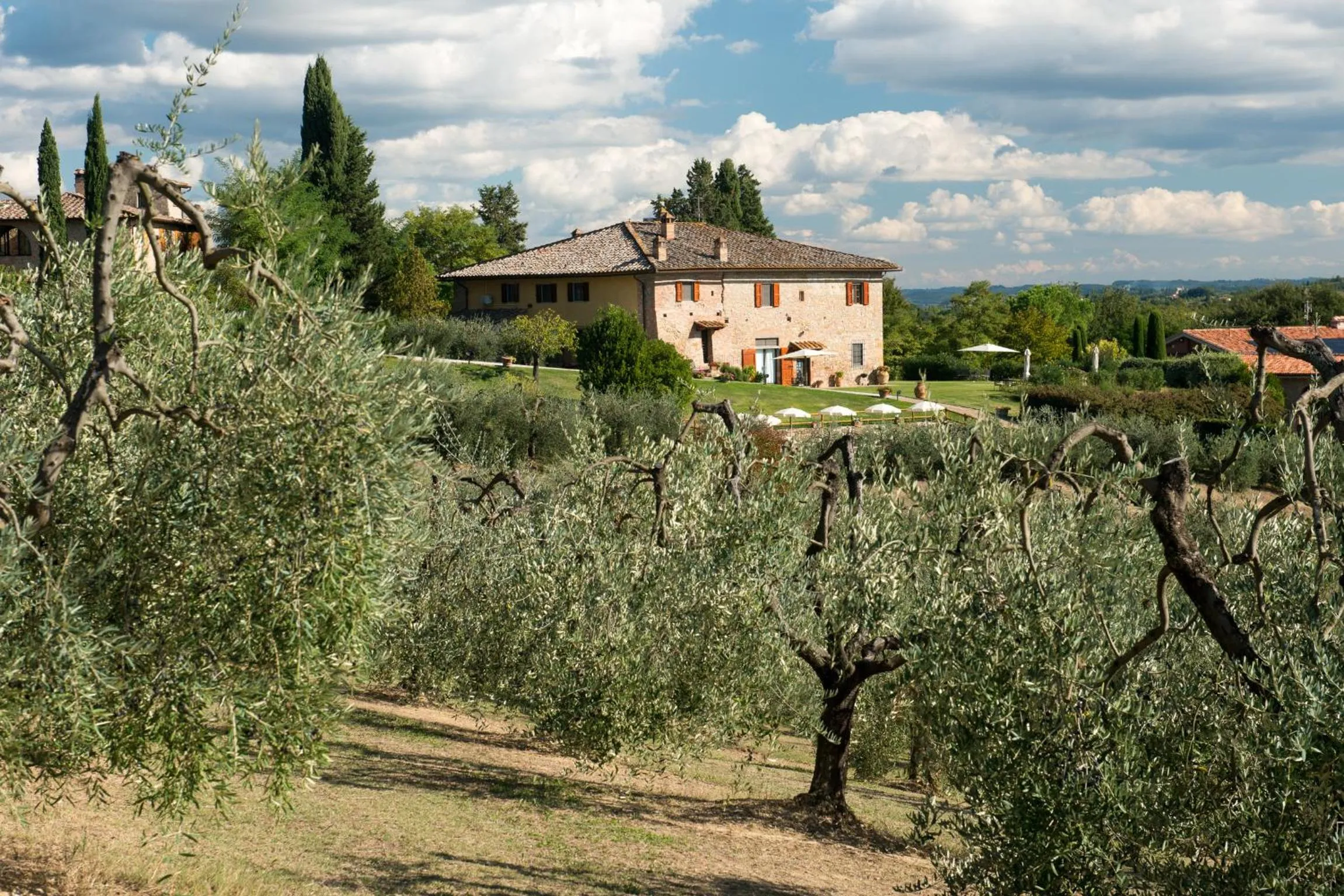 Property building in Il Coltro