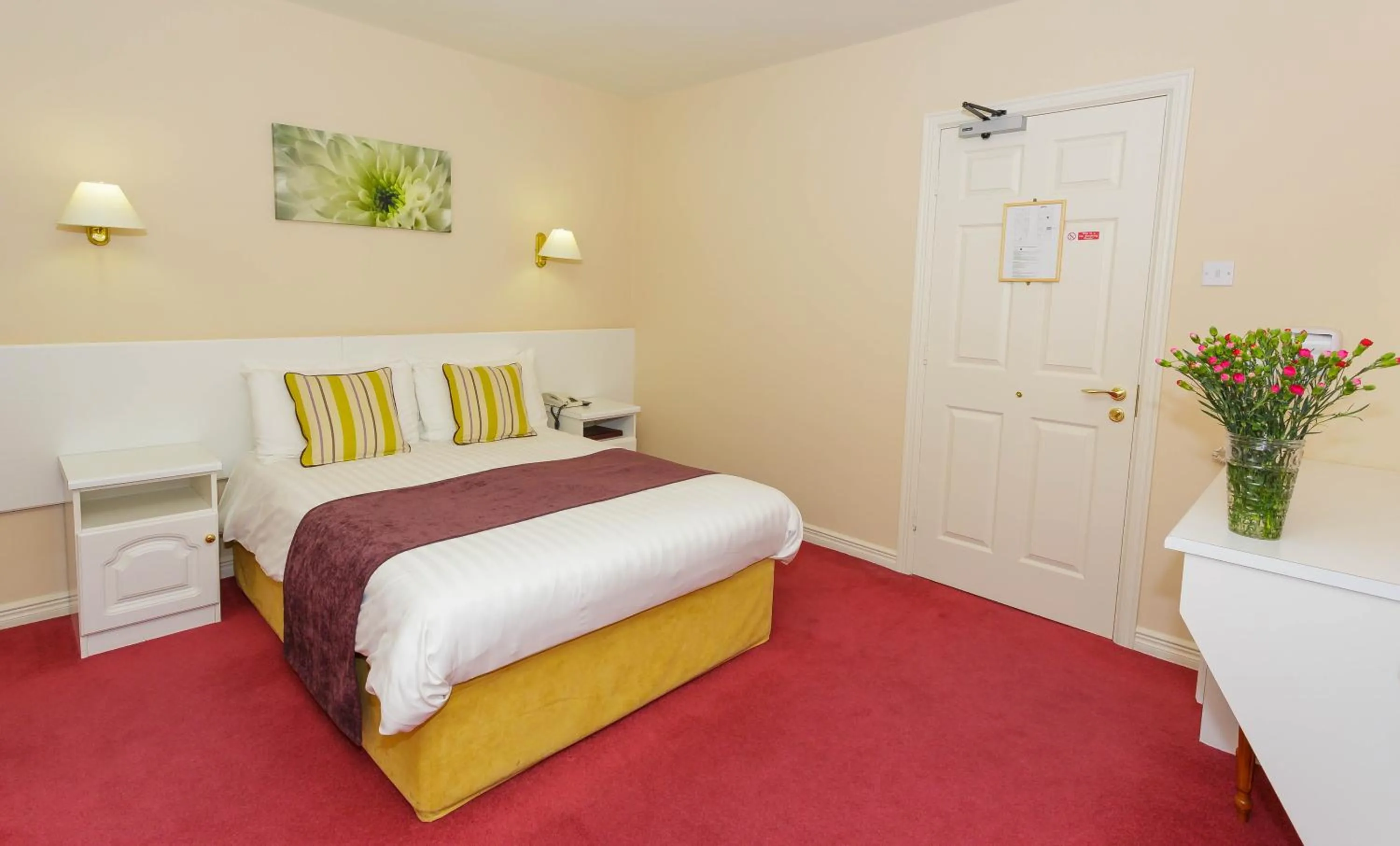 Bedroom, Bed in Ashville House
