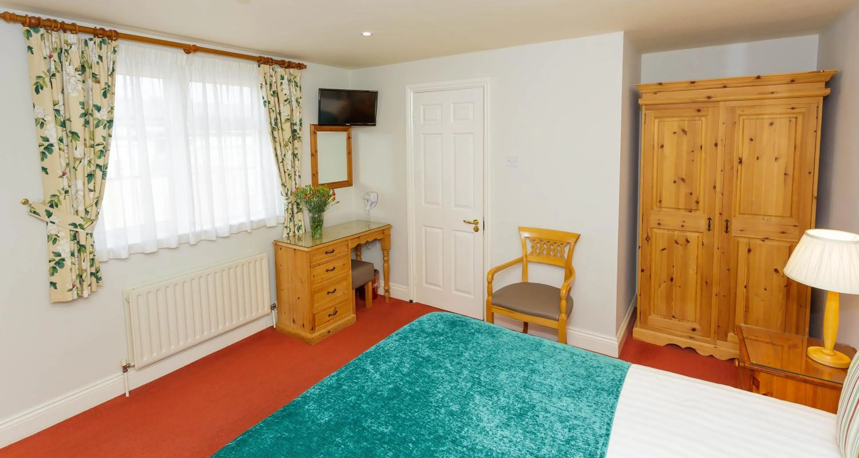 Bedroom, Bed in Ashville House