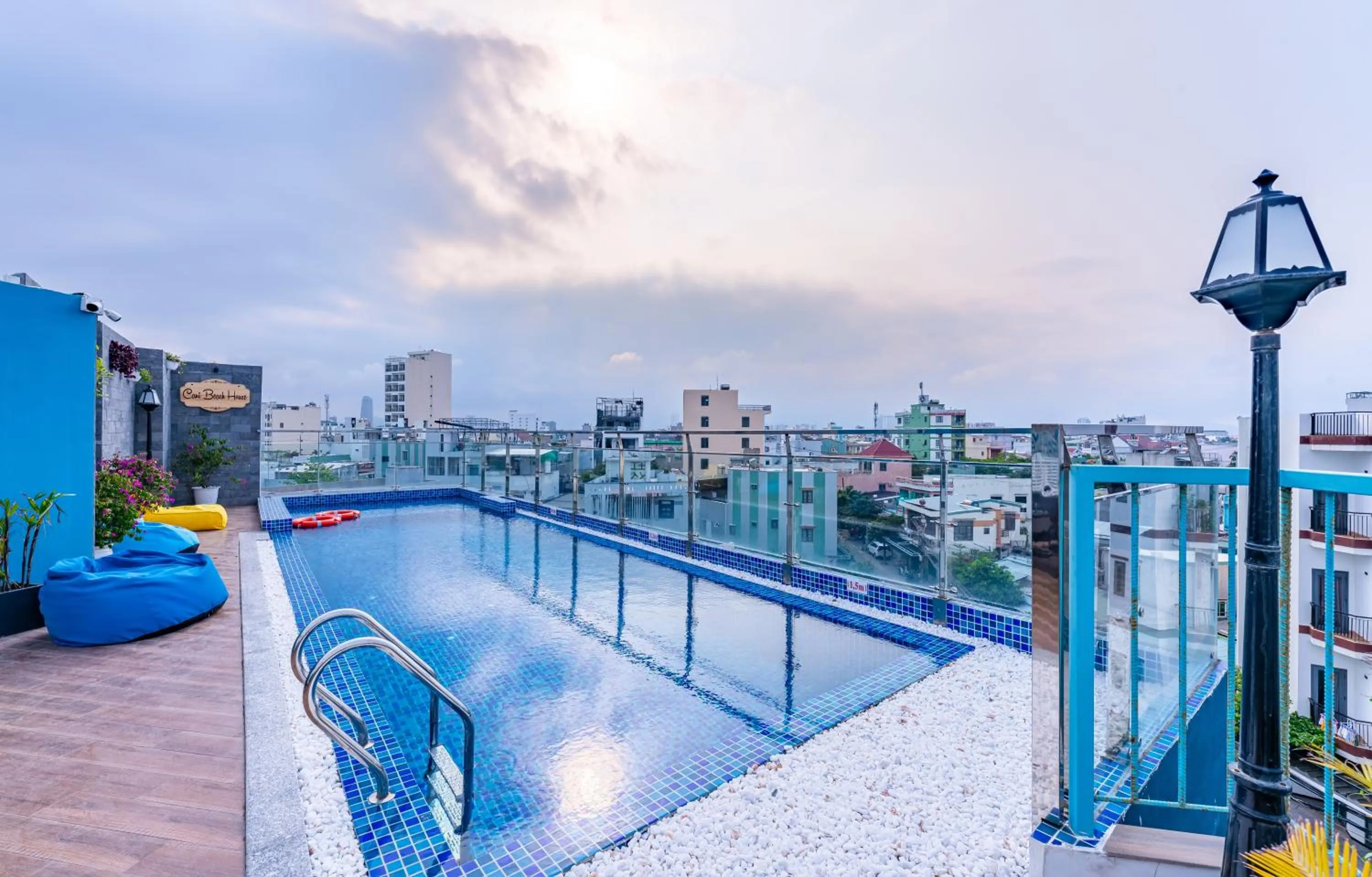 Swimming pool in Cani Beach House