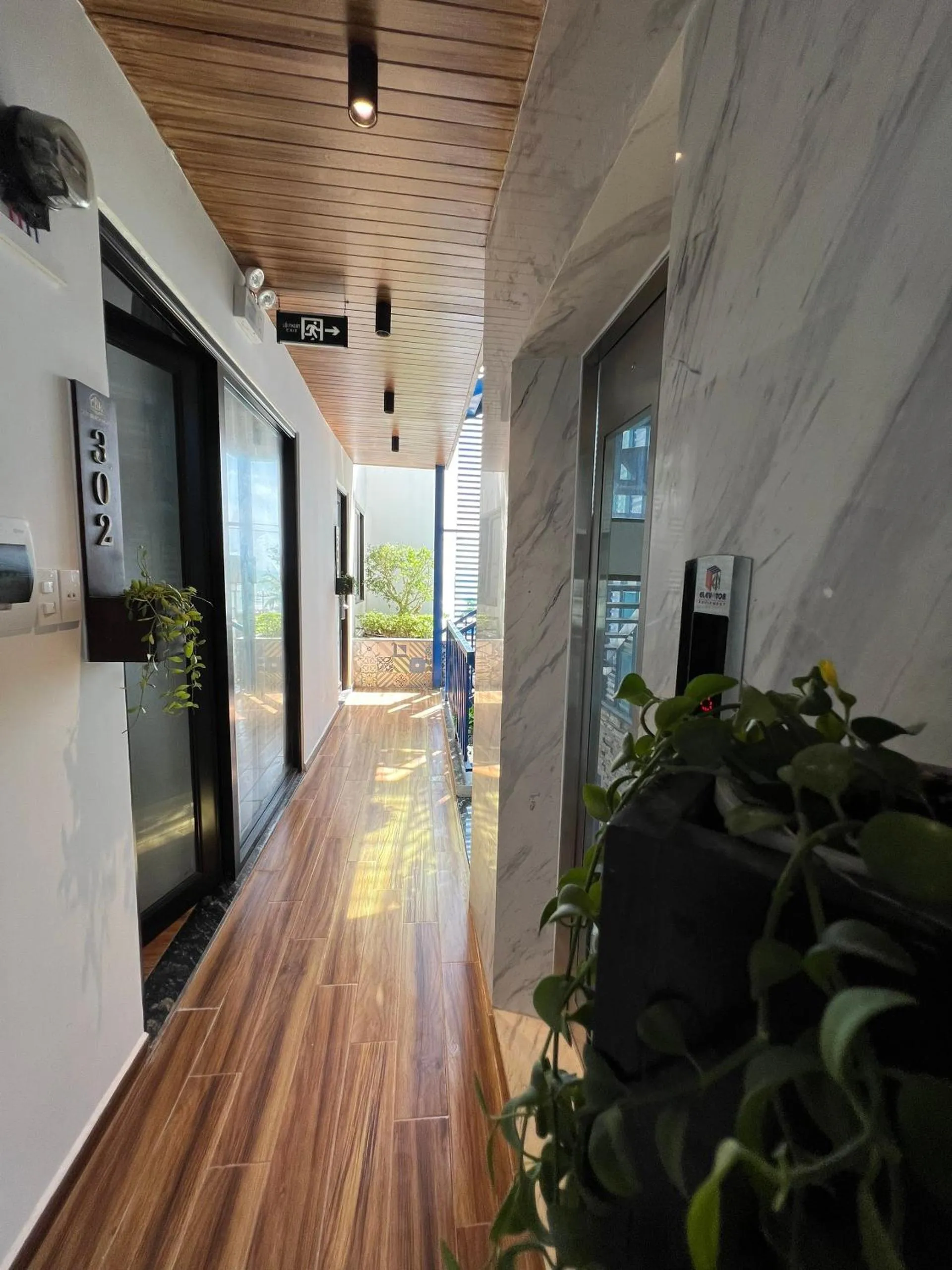 elevator in Cani Beach House