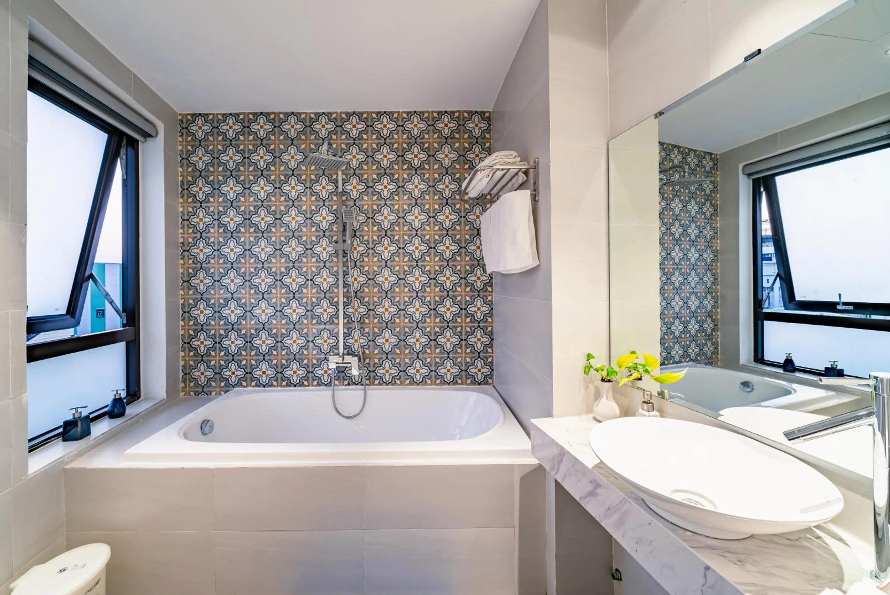 Shower in Cani Beach House