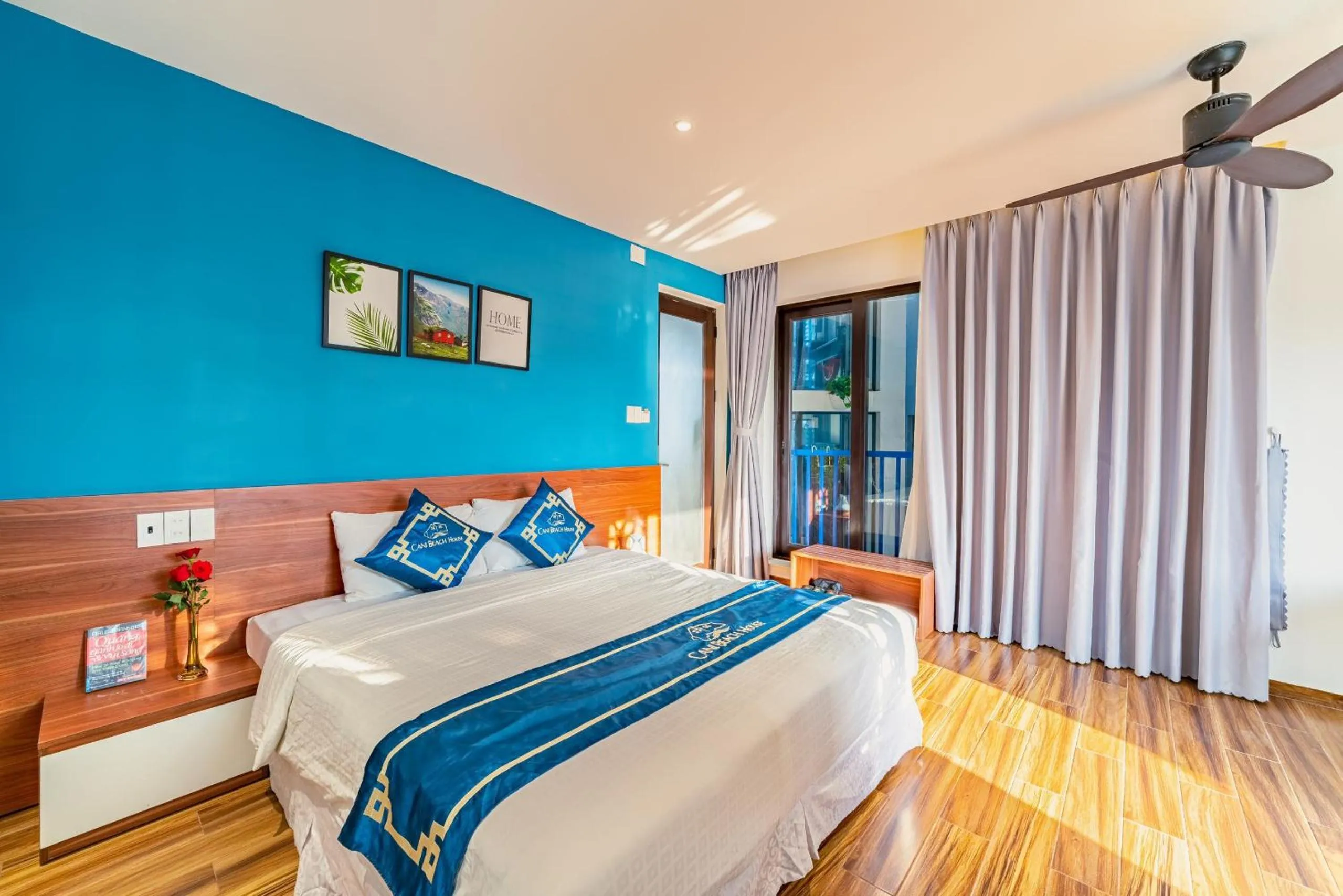 Bed in Cani Beach House