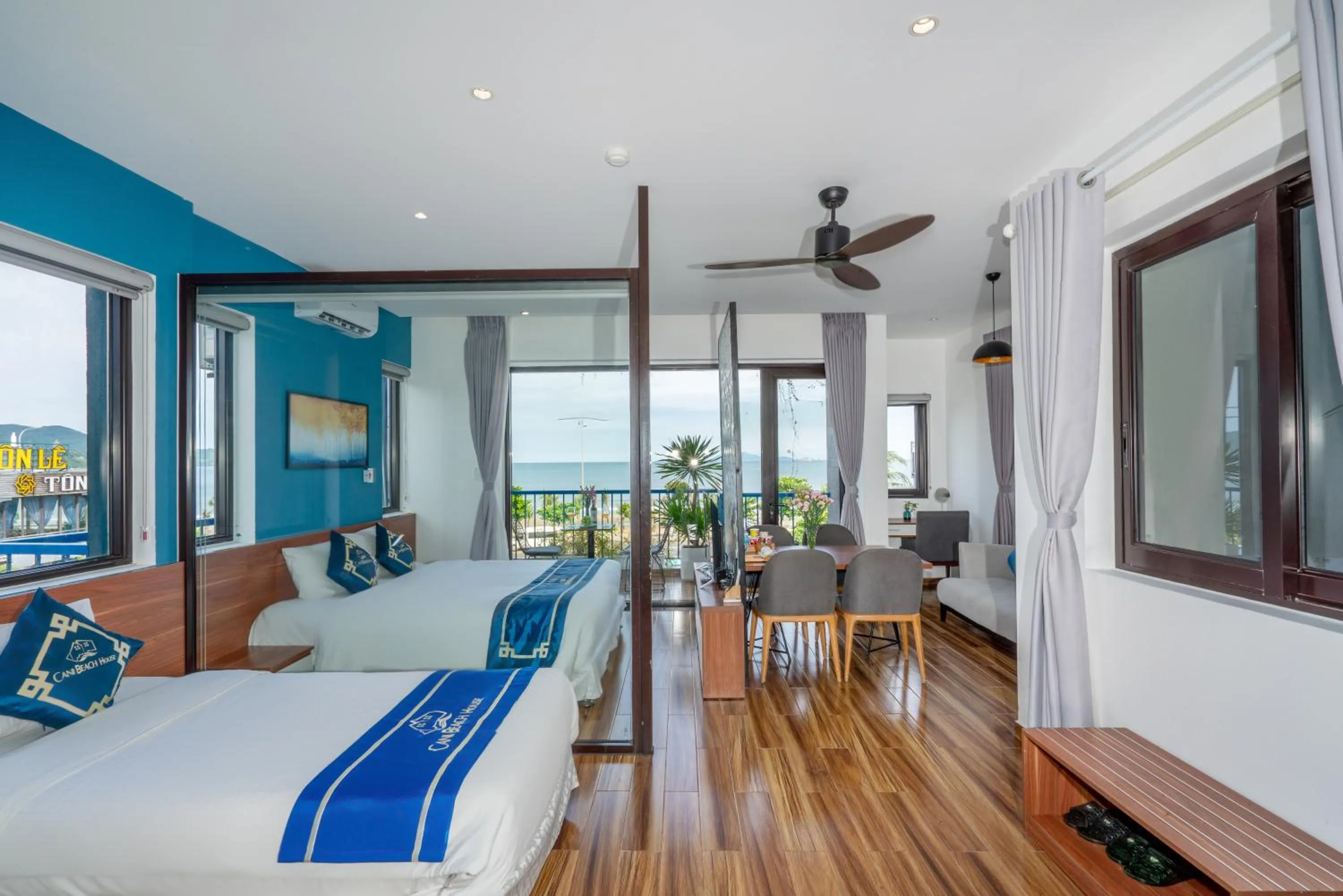 Photo of the whole room, Bed in Cani Beach House