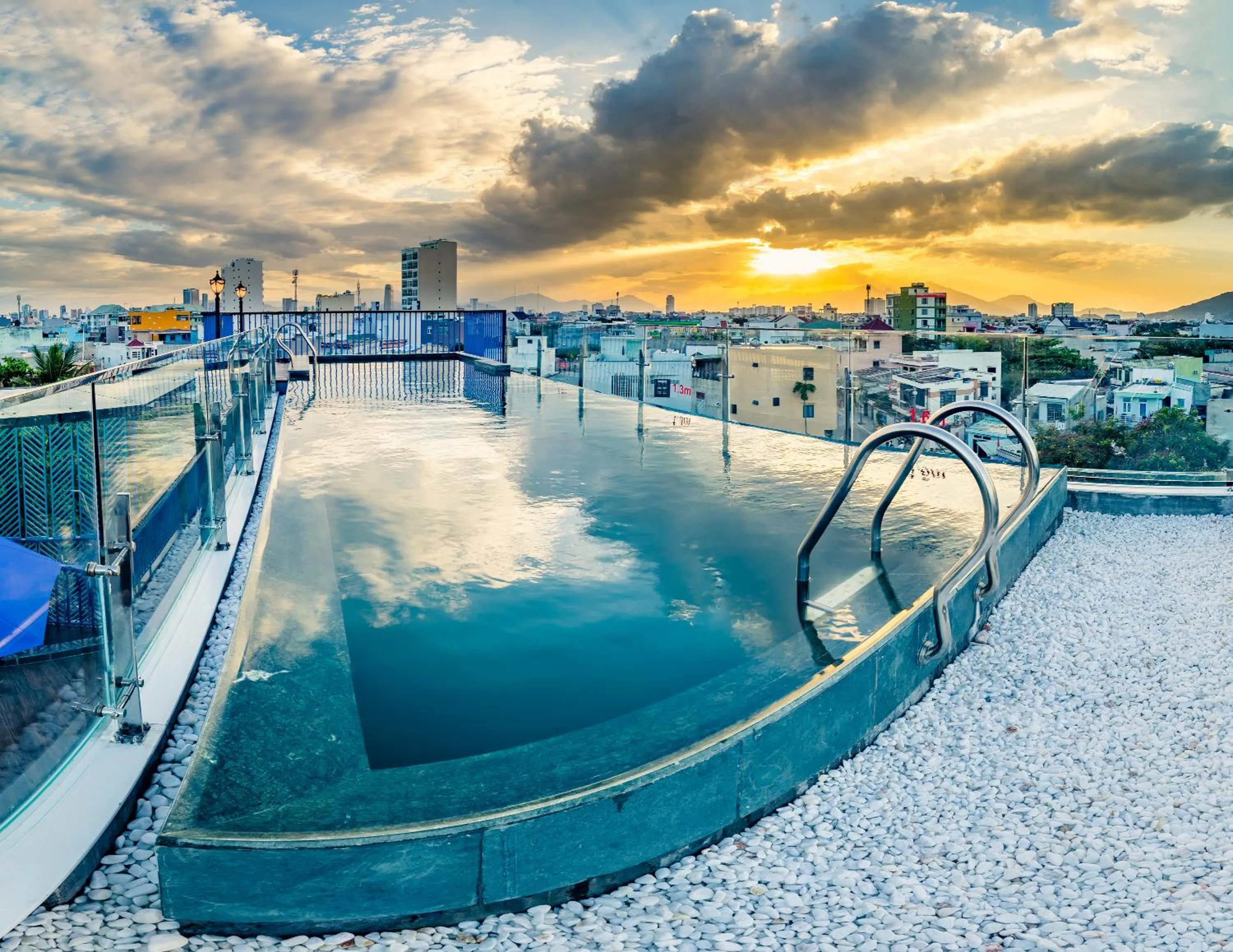 Swimming pool in Cani Beach House
