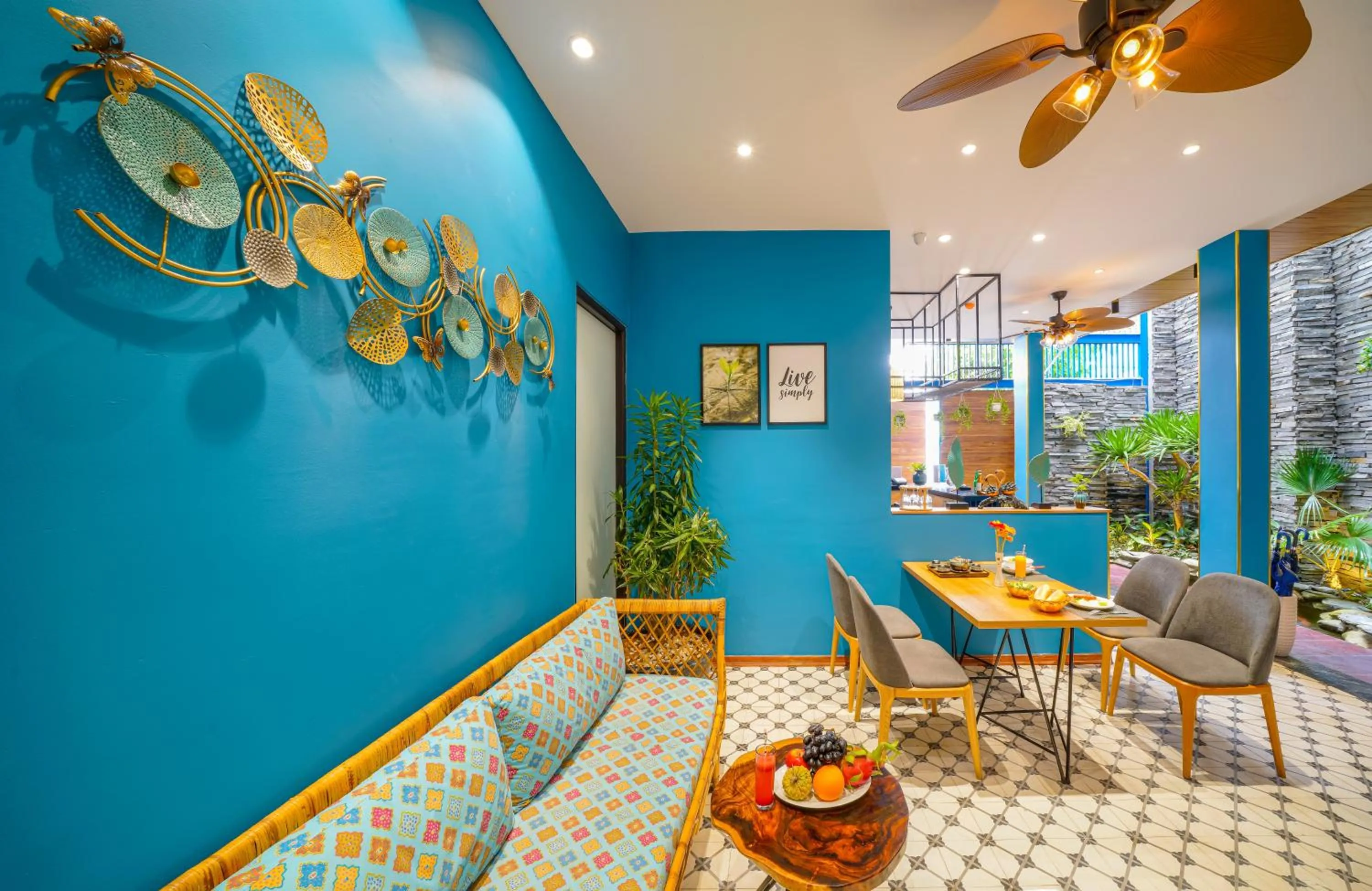 Dining area in Cani Beach House
