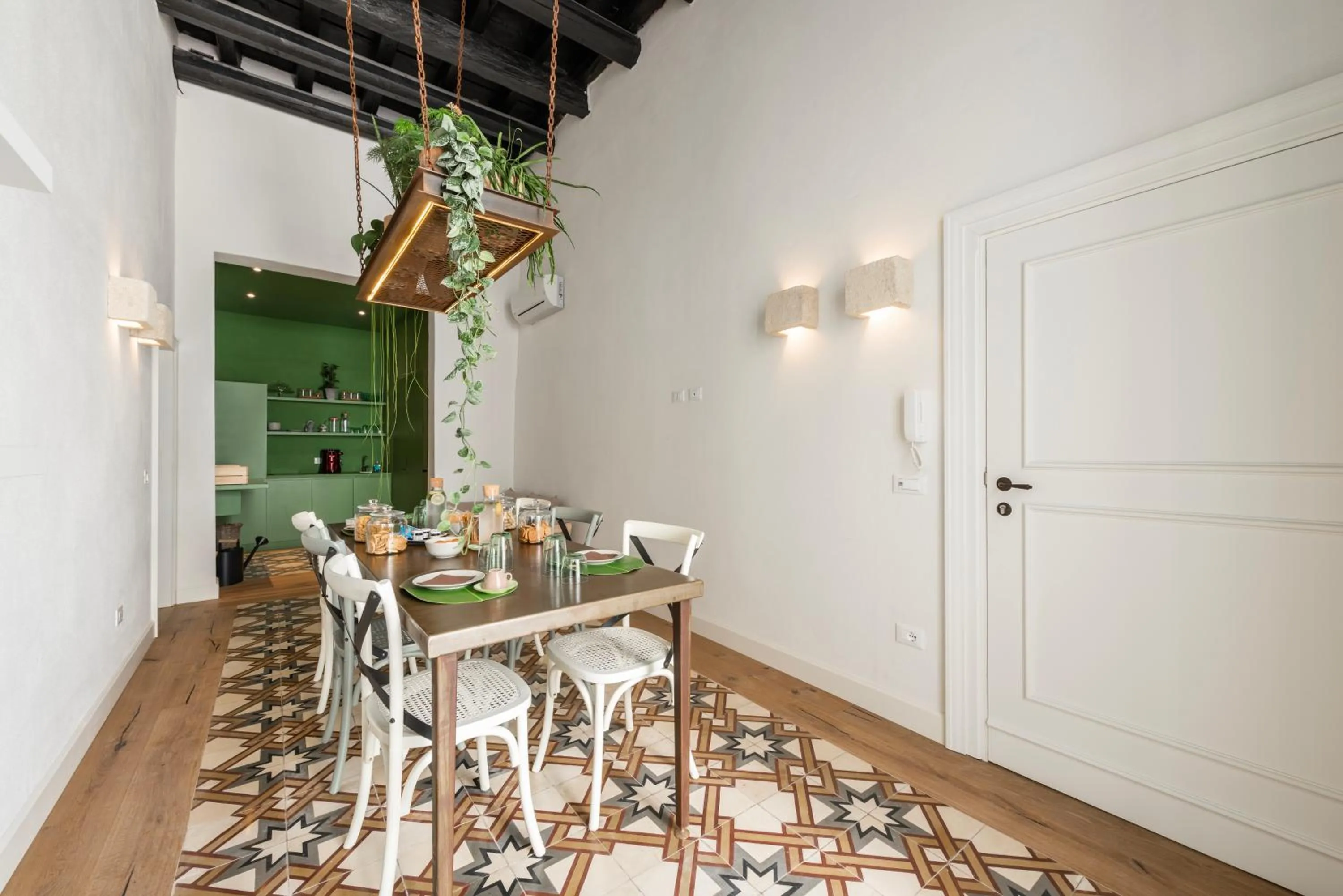 Communal lounge/ TV room in Orazio33 b&b