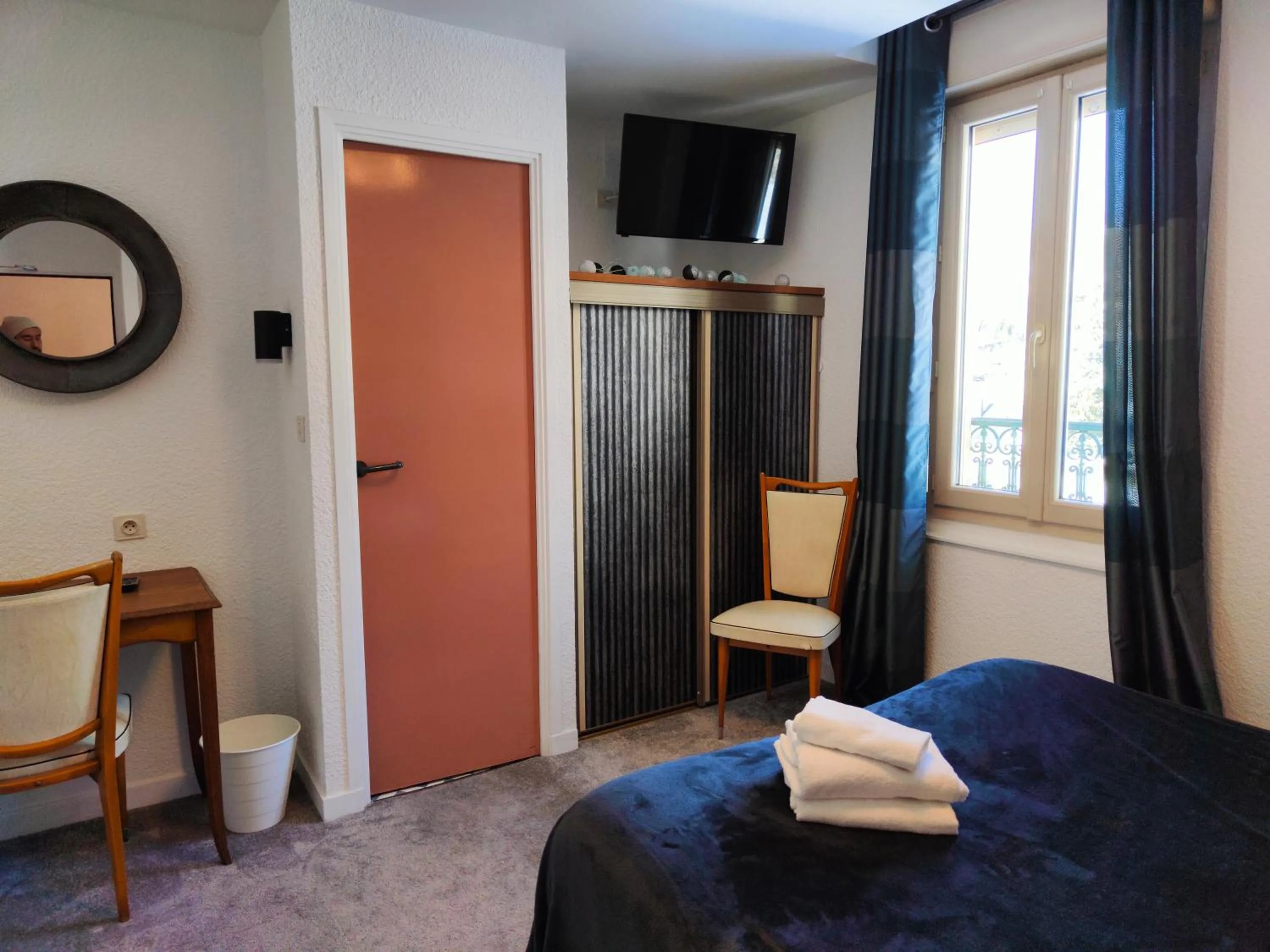 Bed in Hotel Au Val Doré