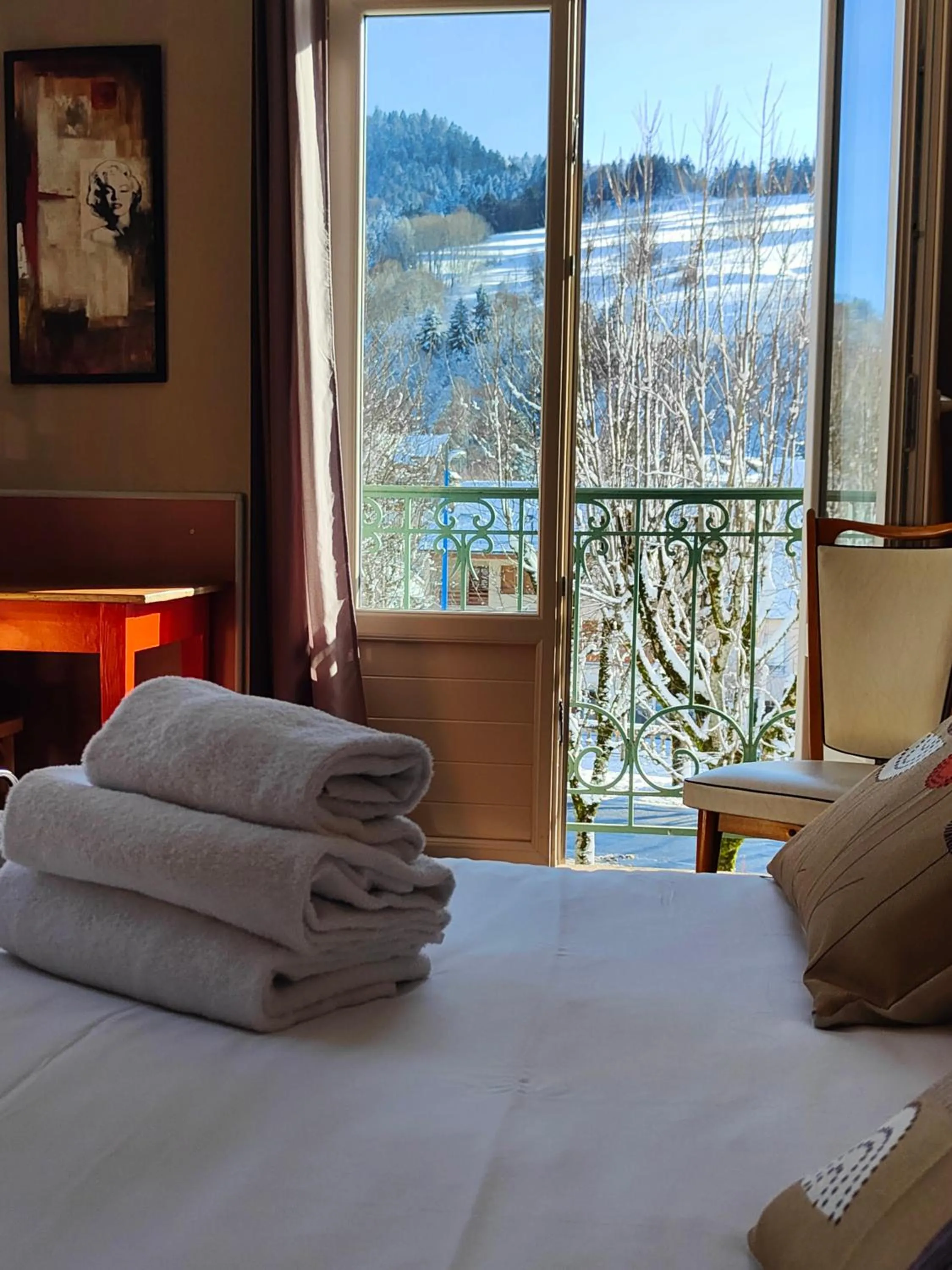 Bed in Hotel Au Val Doré