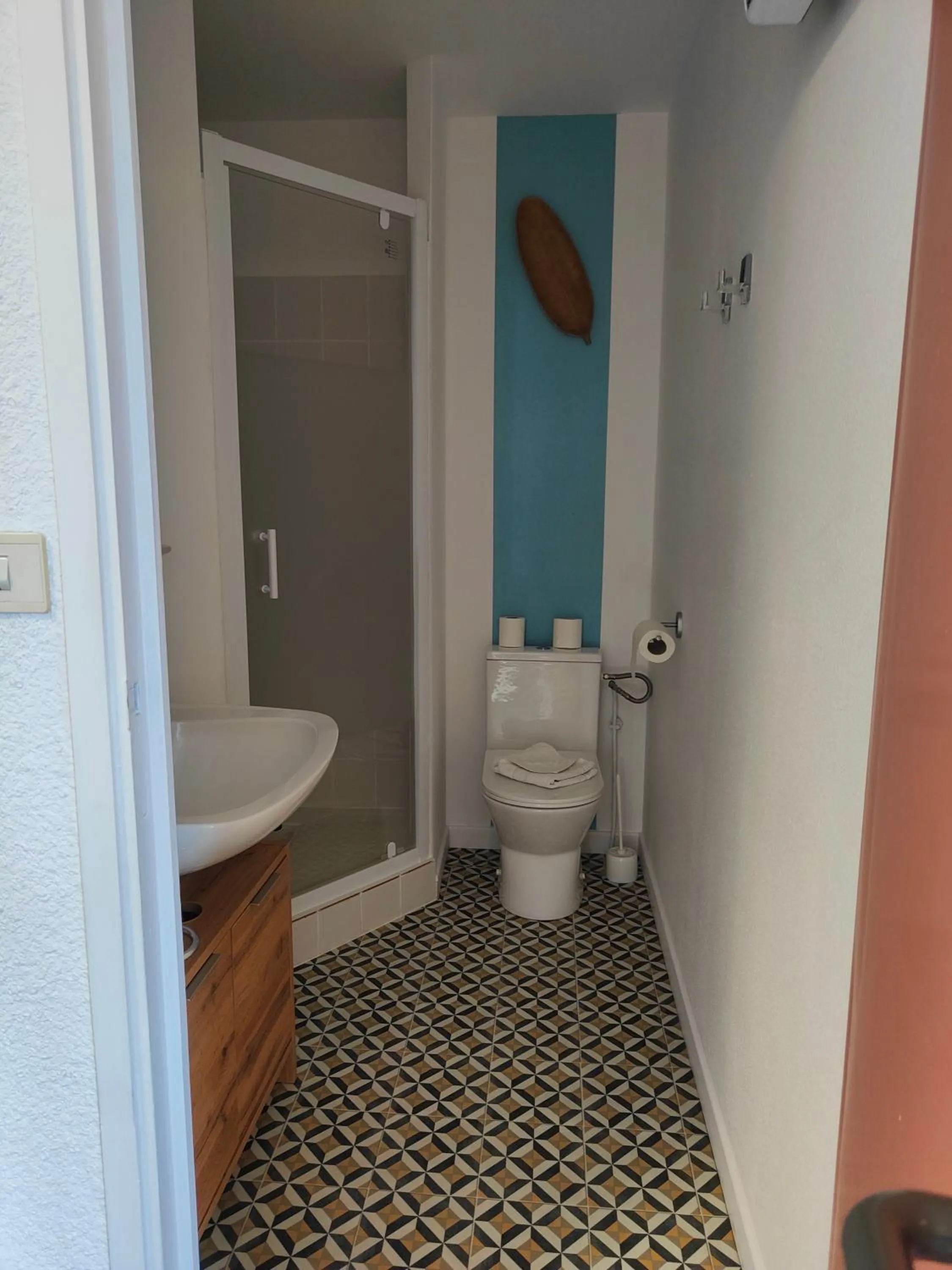 Shower in Hotel Au Val Doré