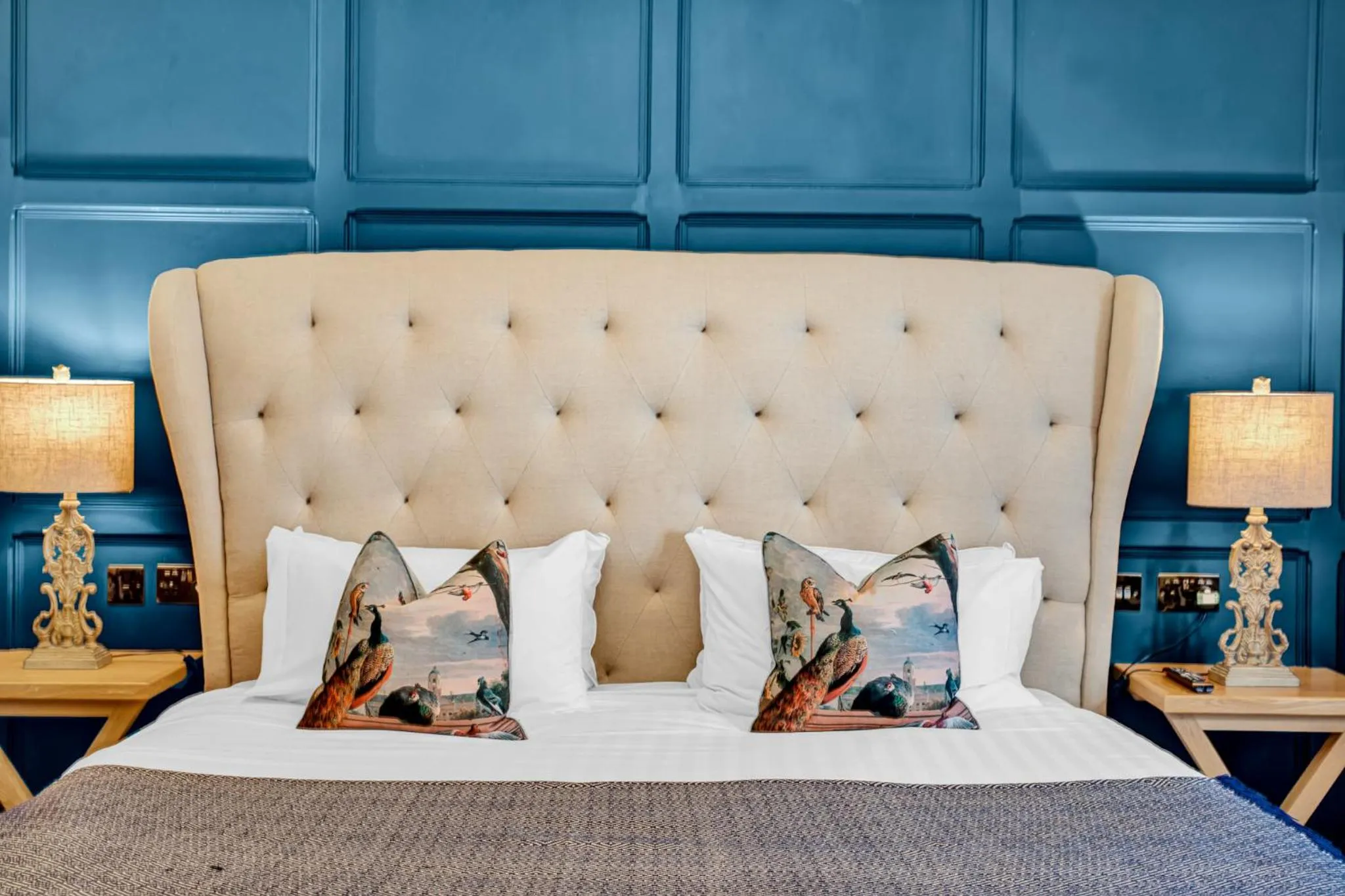 Bed in Pyes Mill Hotel Conder Green