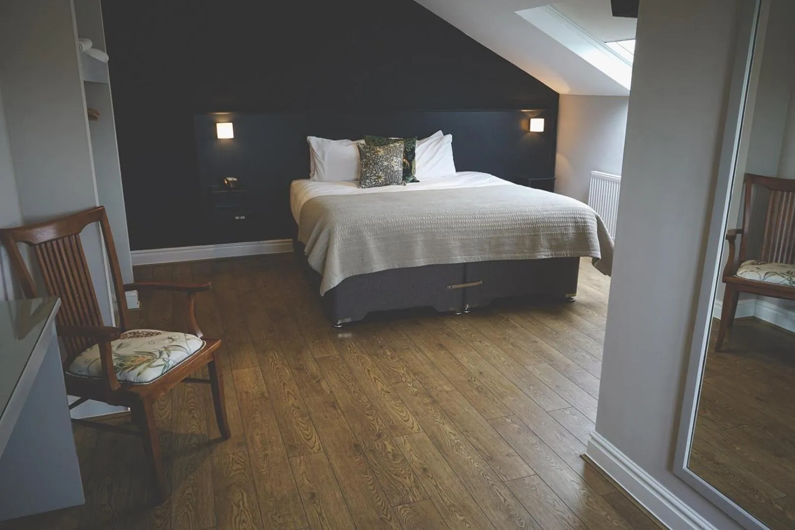 Bedroom, Bed in Pyes Mill Hotel Conder Green