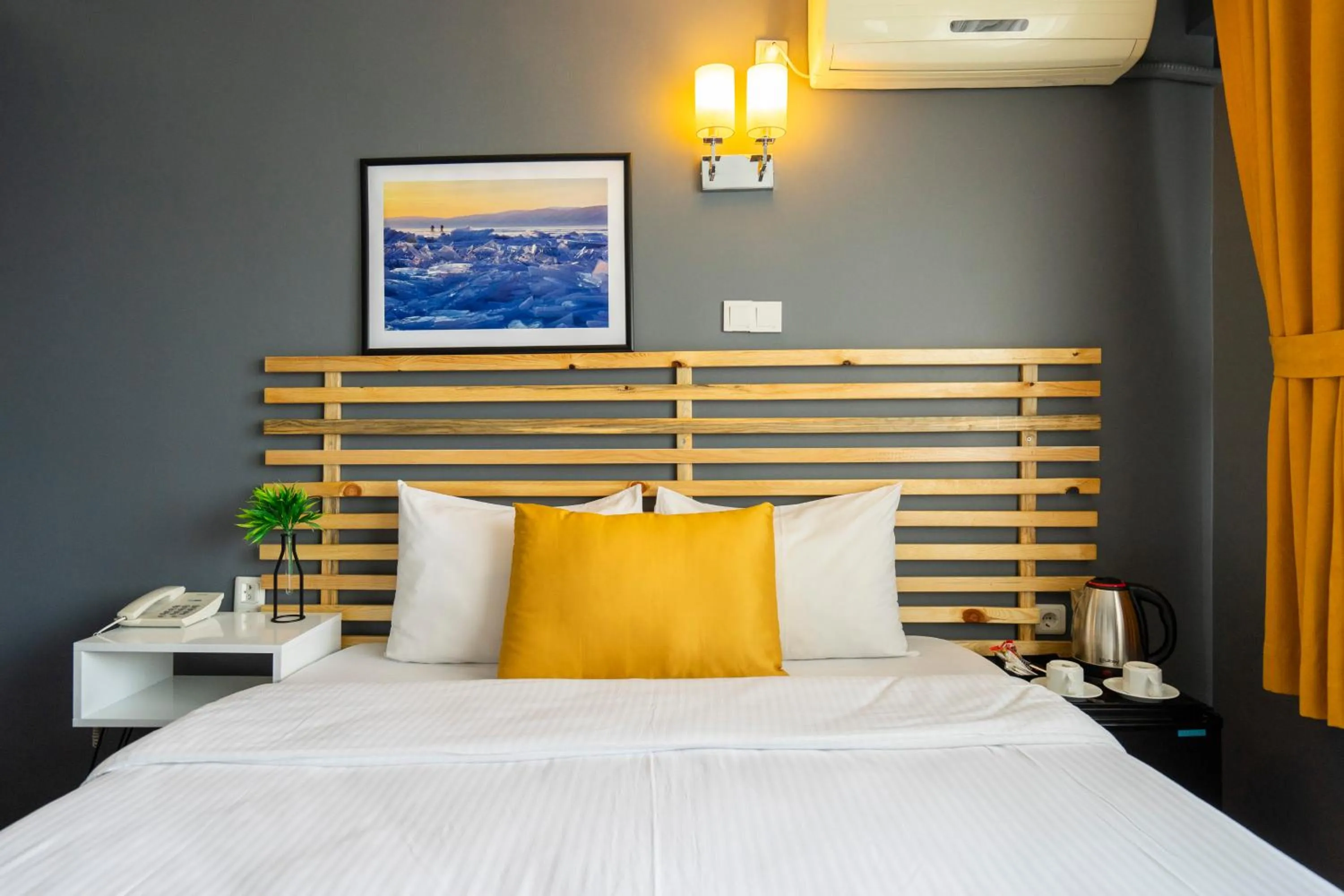 Decorative detail, Bed in Sayeban Hotel Istanbul