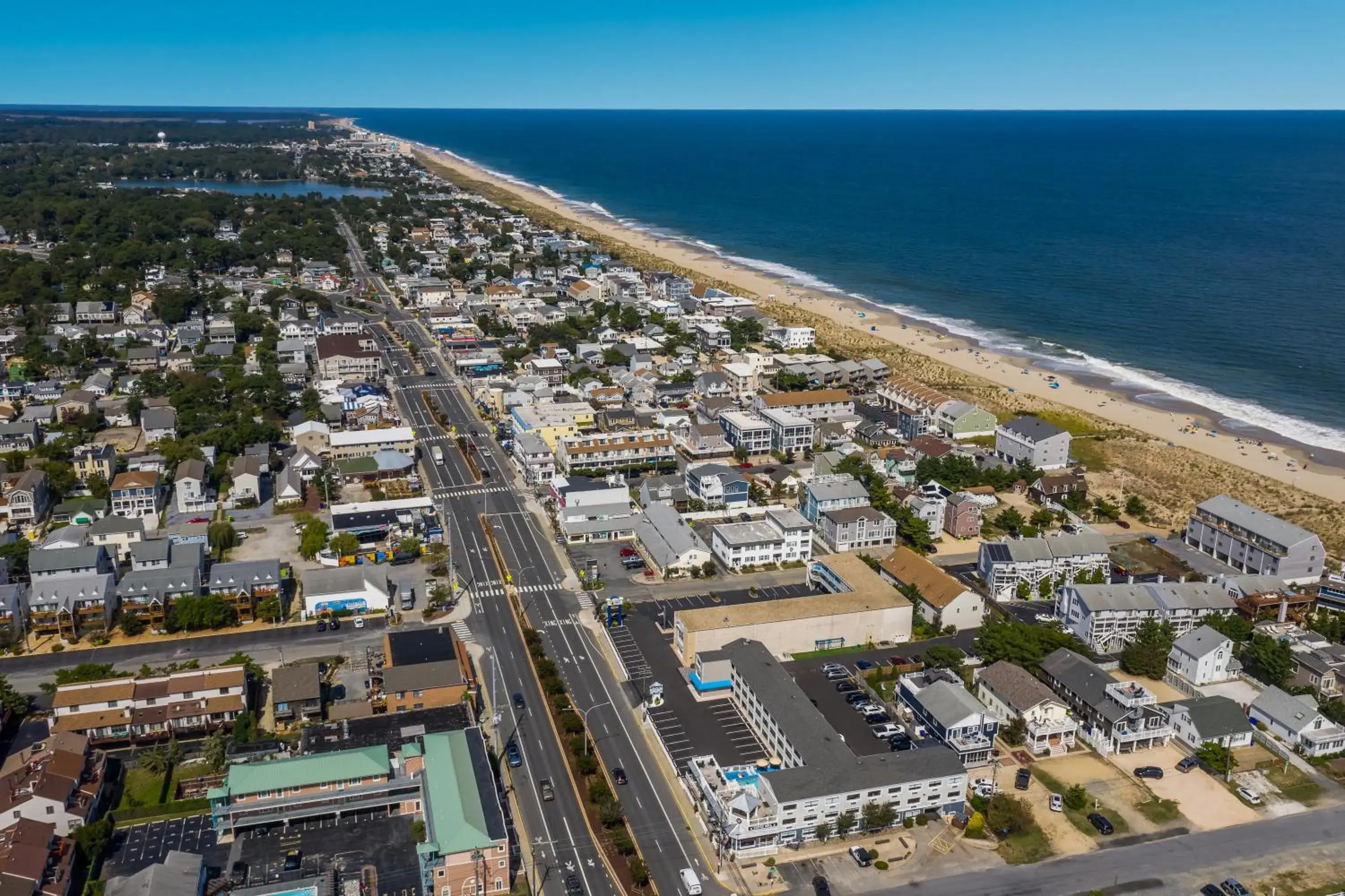Property building in Atlantic Oceanside Dewey Property building in Atlantic Oceanside Dewey
