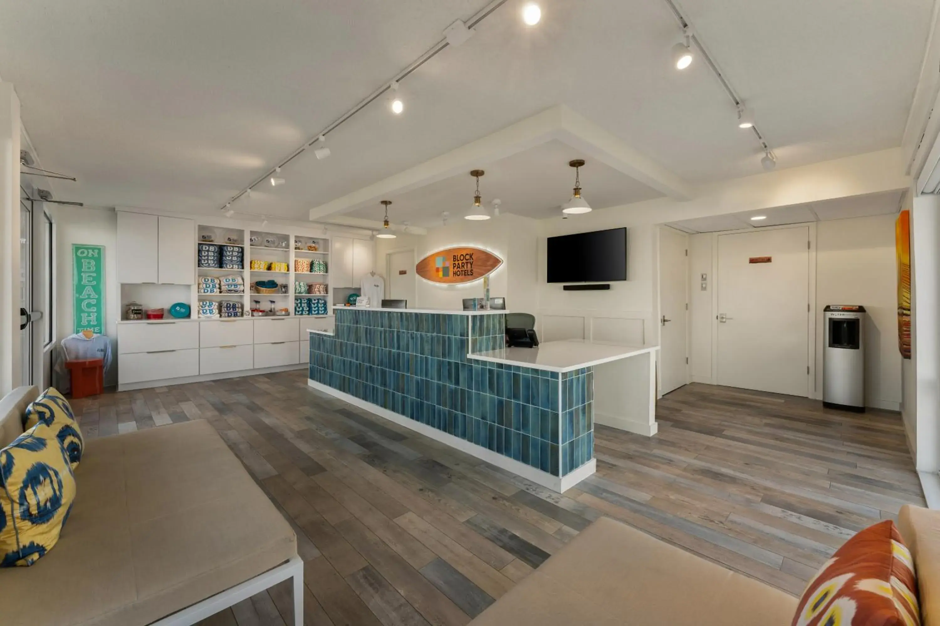 Lobby or reception in Atlantic Oceanside Dewey Lobby or reception in Atlantic Oceanside Dewey