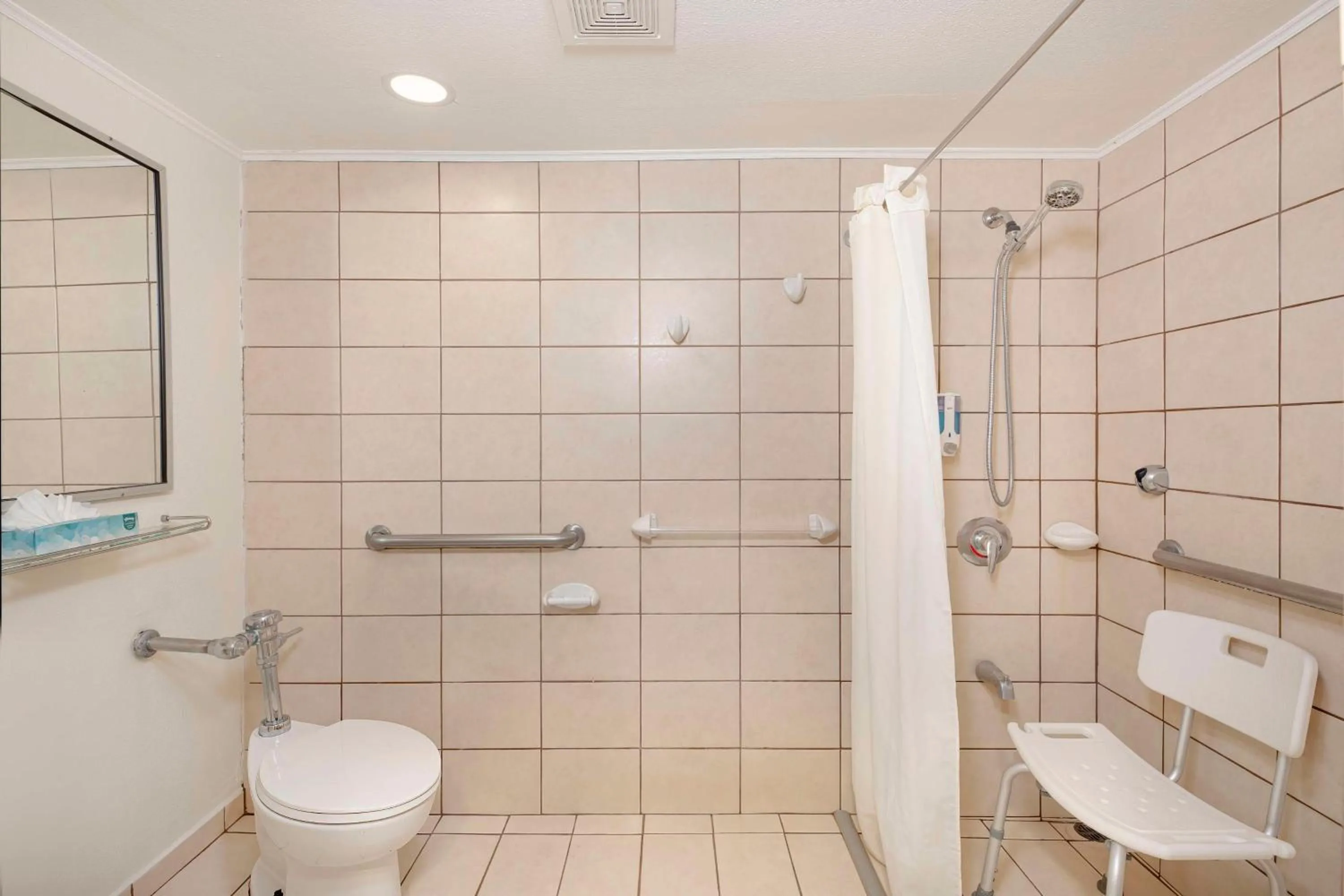 Bathroom in Best Western Jaco Beach All Inclusive Resort