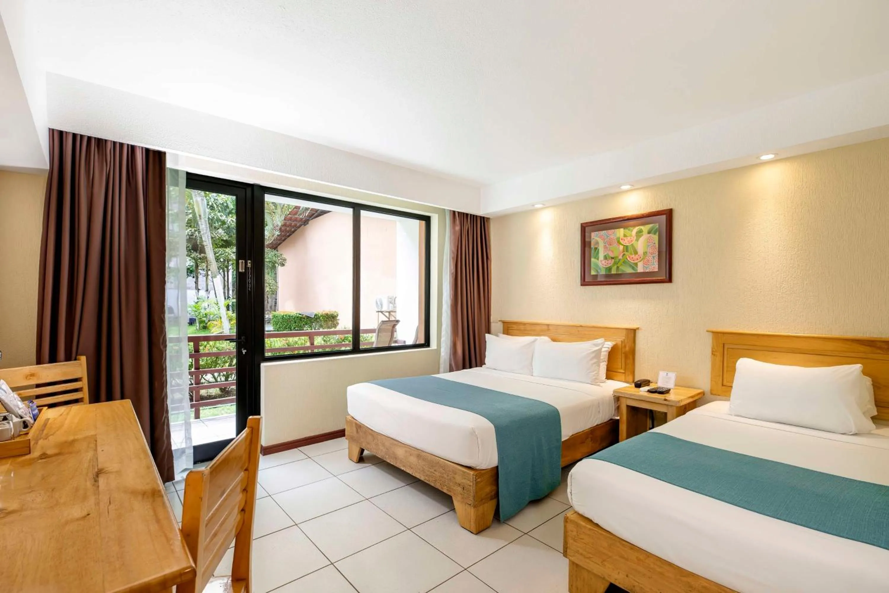 Bedroom, Bed in Best Western Jaco Beach All Inclusive Resort