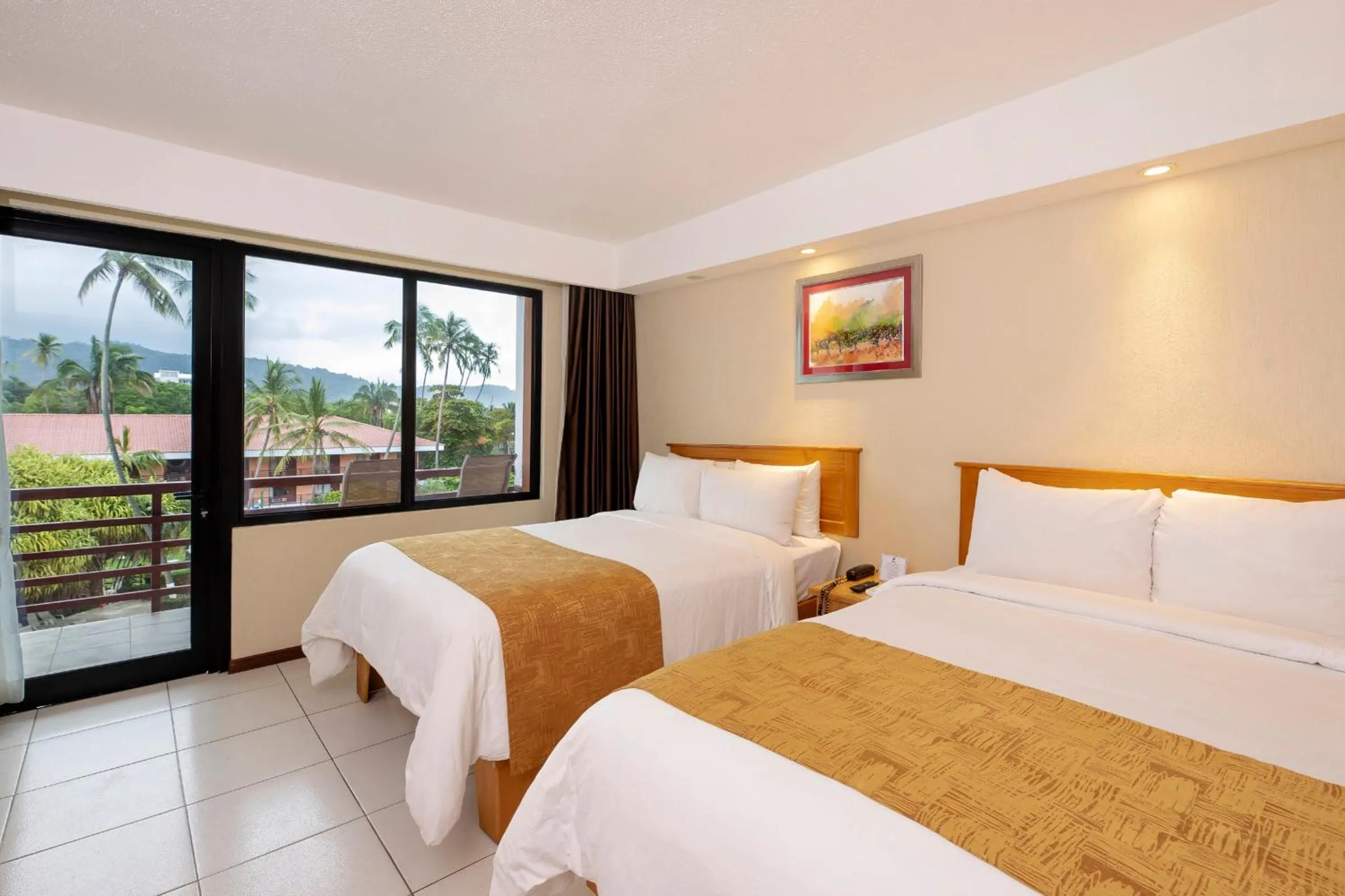 Property building, Bed in Best Western Jaco Beach All Inclusive Resort