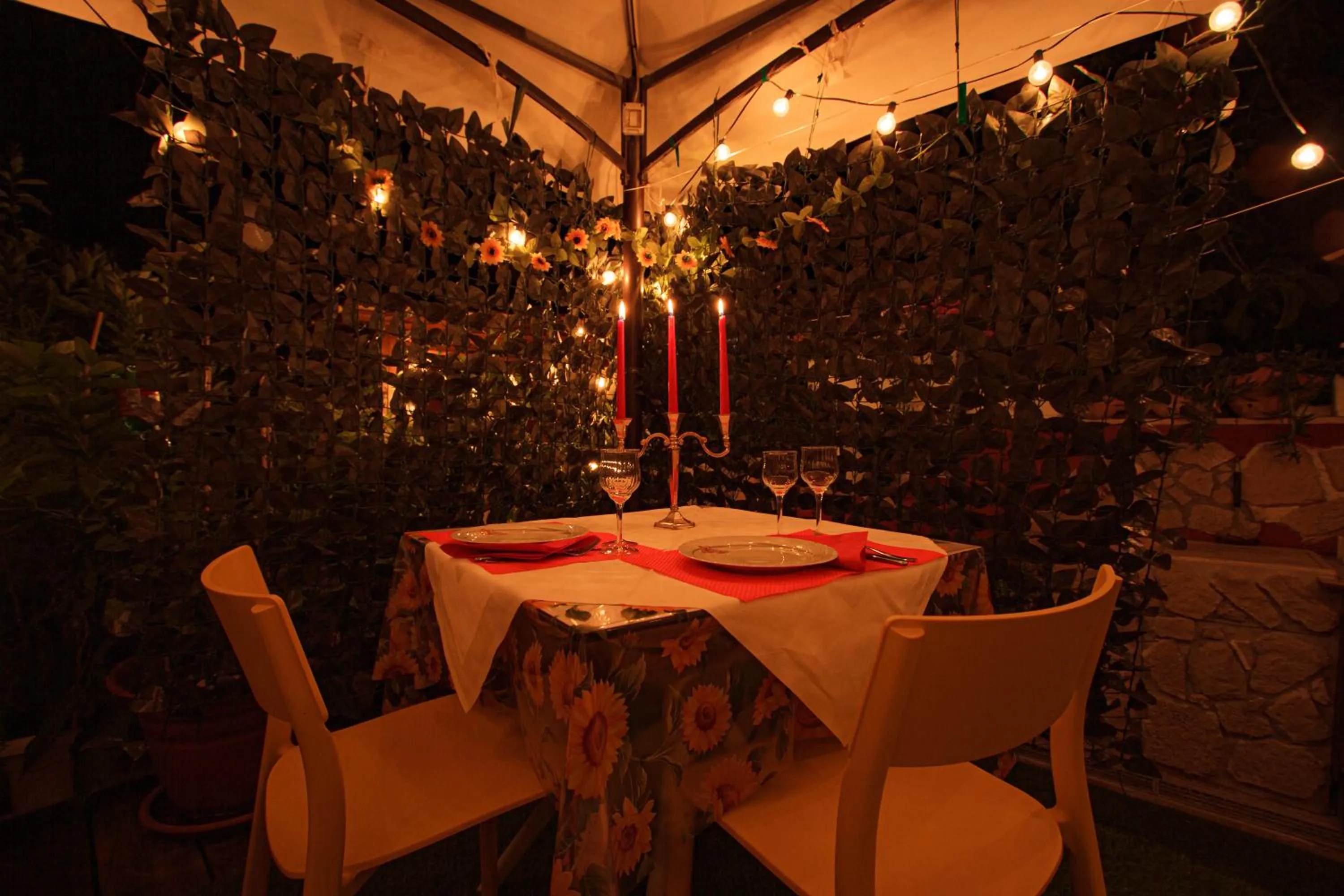 Night in Eden Lilli B&B