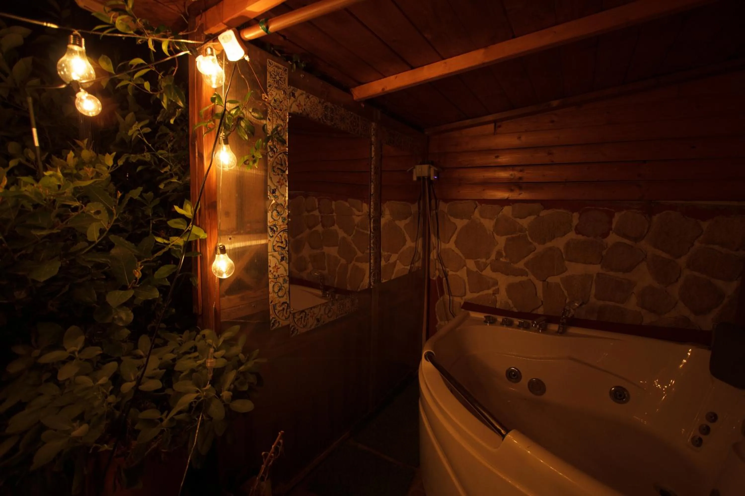 Night in Eden Lilli B&B