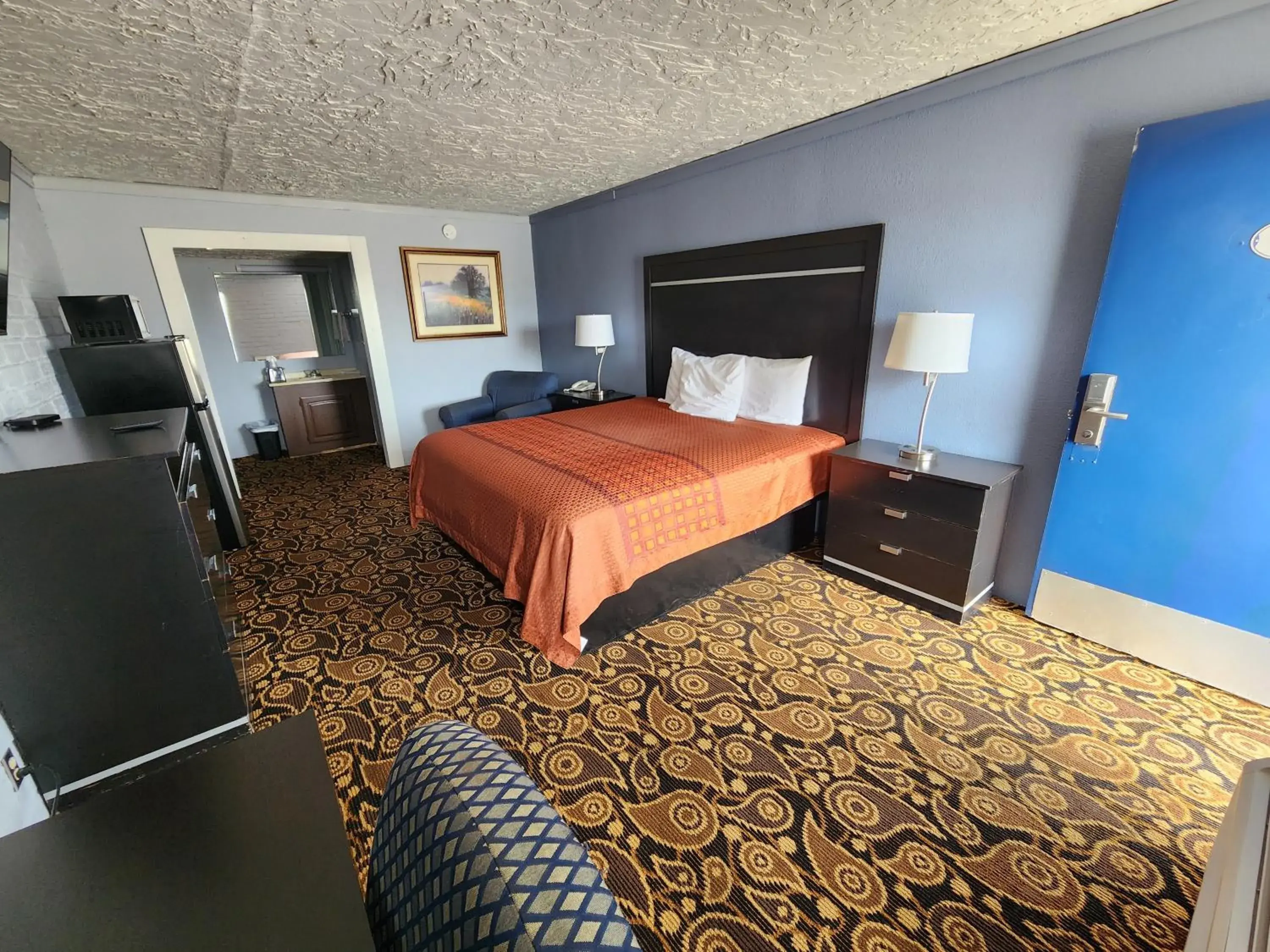 King Room in Carthage Inn King Room in Carthage Inn