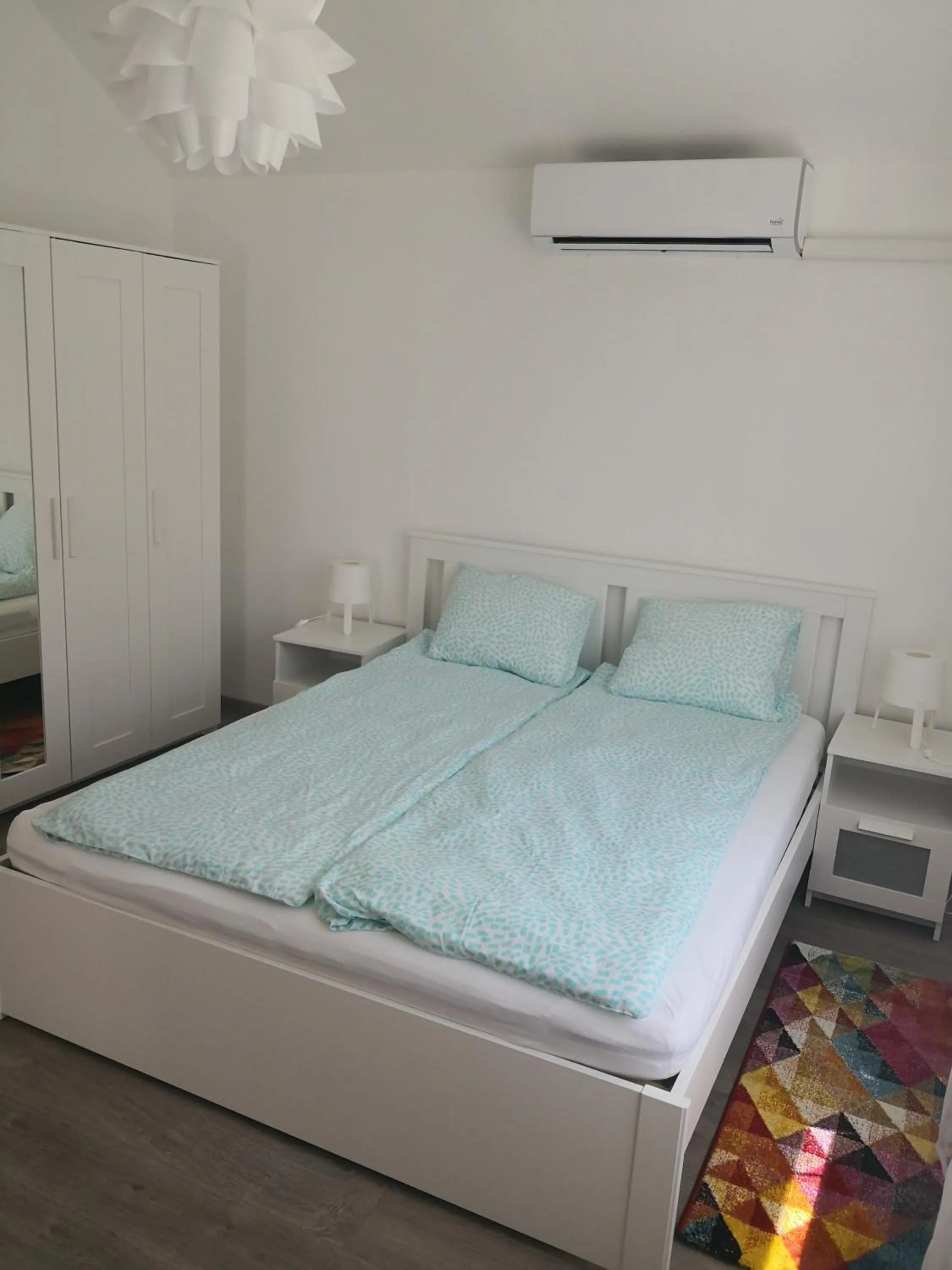 Bedroom, Bed in Green Garden Plus Apartman