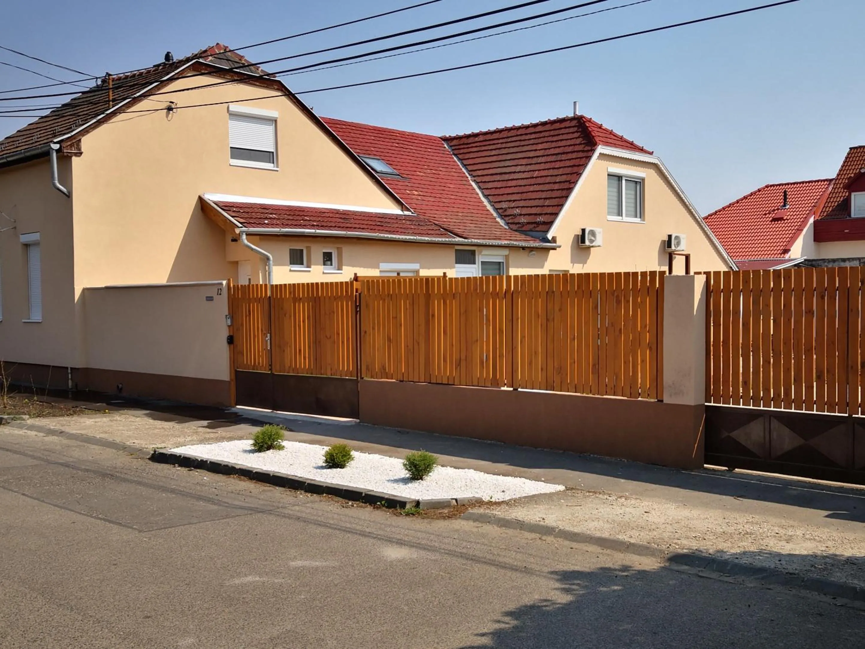 Property building in Green Garden Plus Apartman