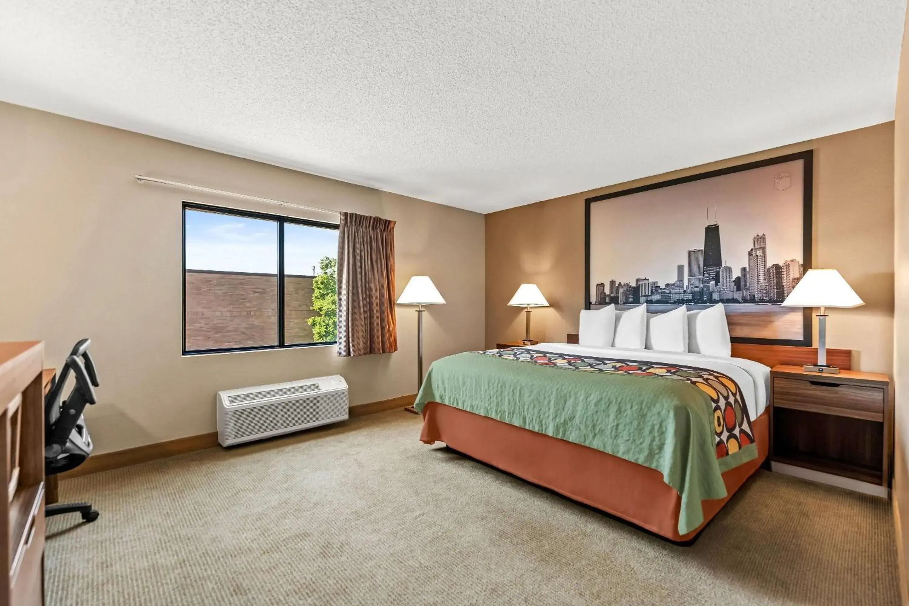 Bed in Super 8 by Wyndham Elgin Bed in Super 8 by Wyndham Elgin