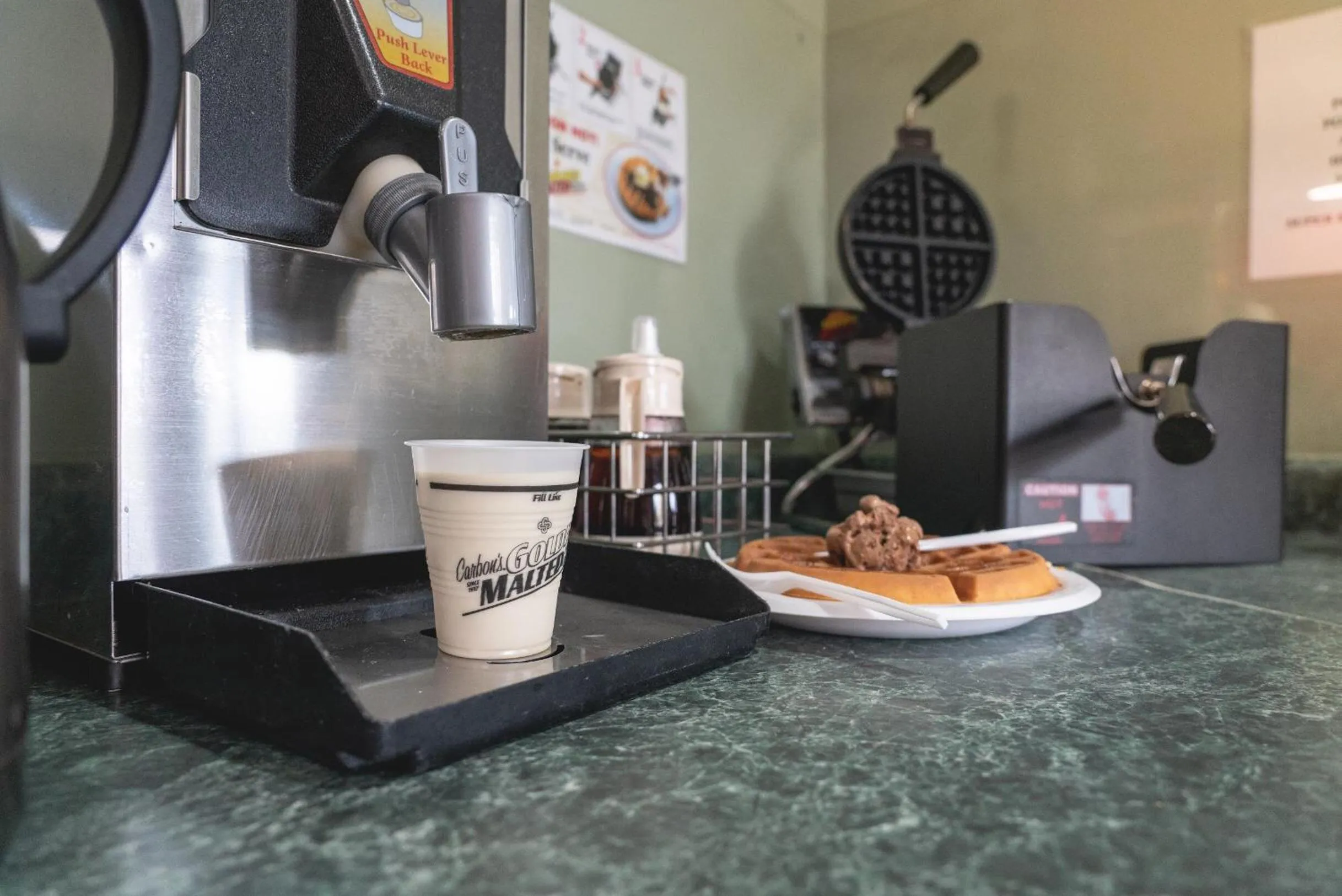 Continental breakfast in Super 8 by Wyndham Elgin