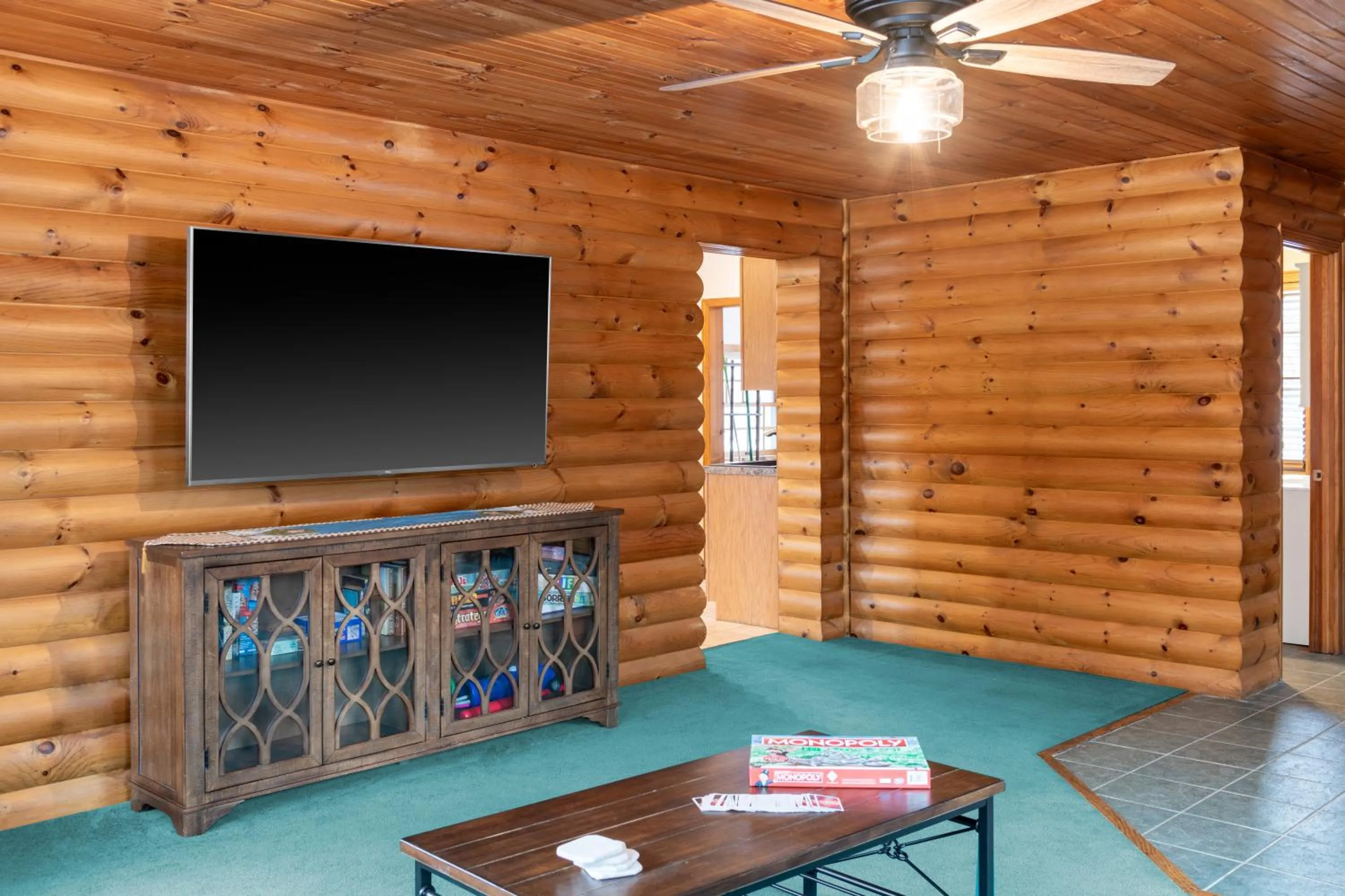 Living room in Sara Placid Inn & Suites