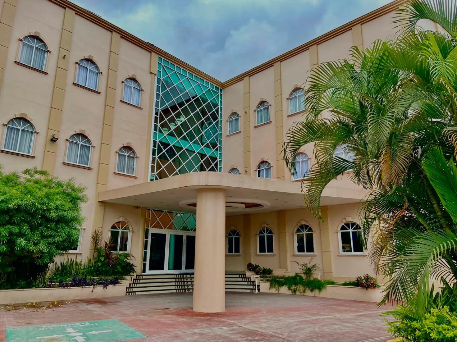 Facade/entrance in Hotel Baez Paraiso