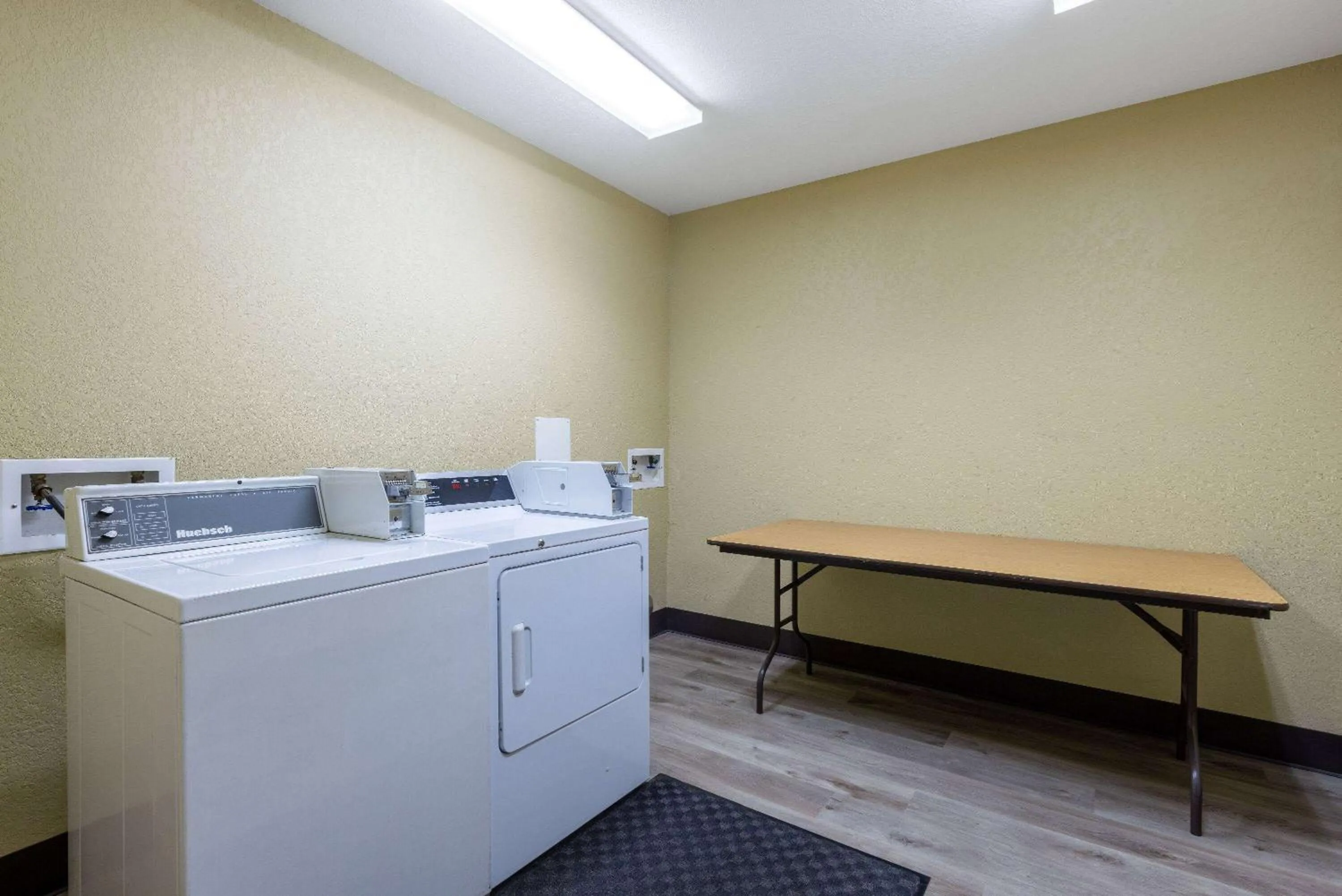 On site in Super 8 by Wyndham Nixa/Springfield Area