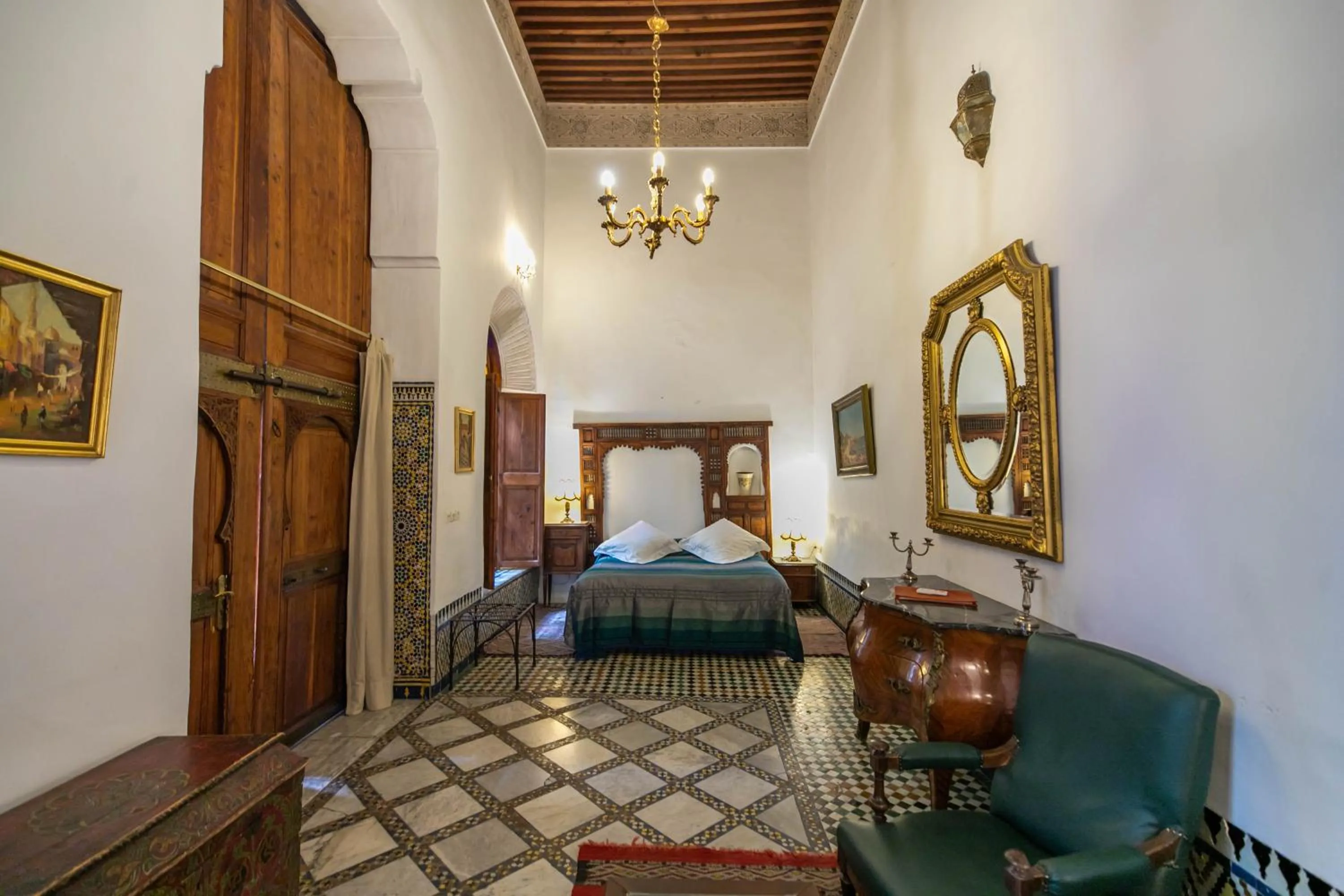 Bedroom, Bed in Ryad Mabrouka