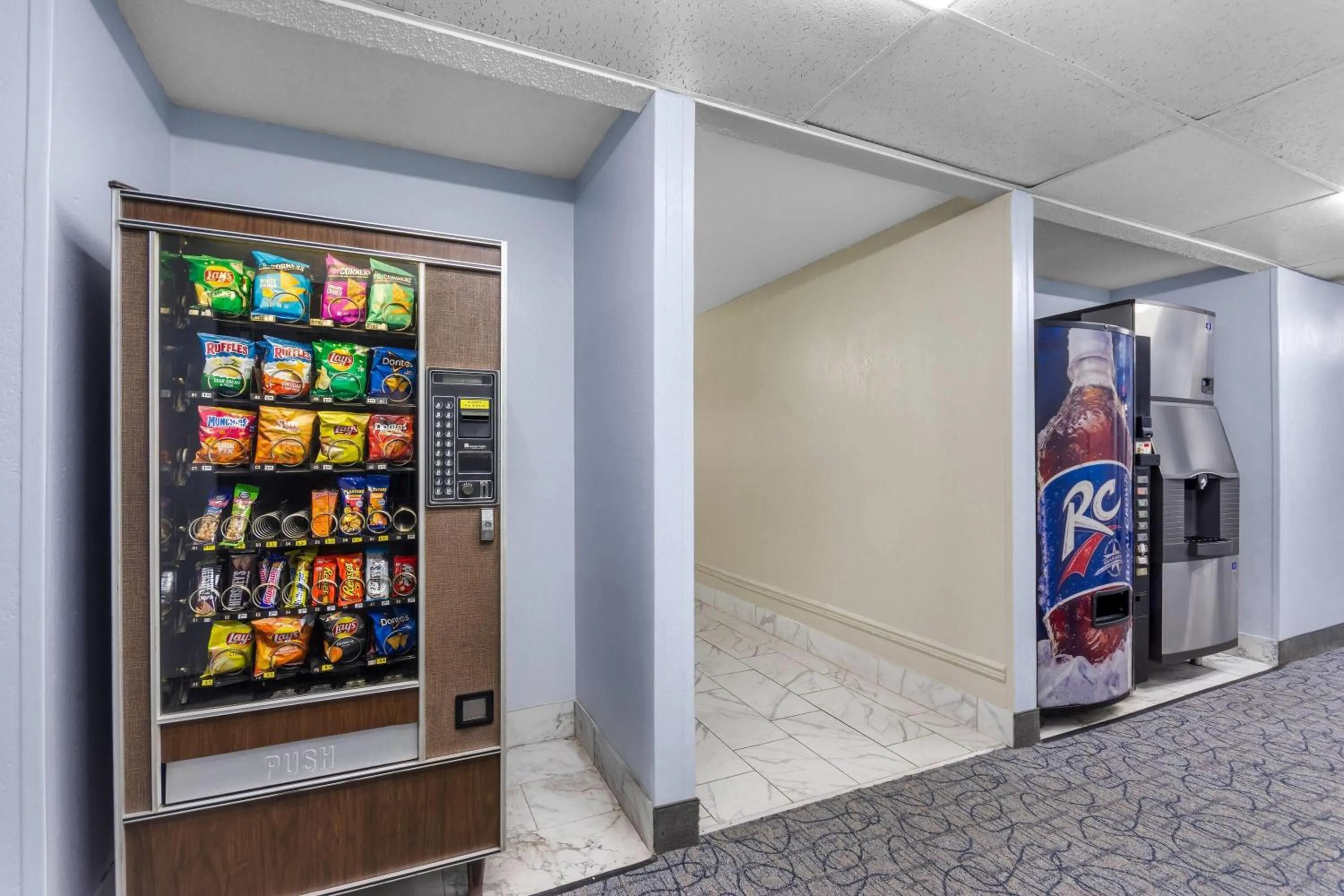 Other in Super 8 by Wyndham Evansville East