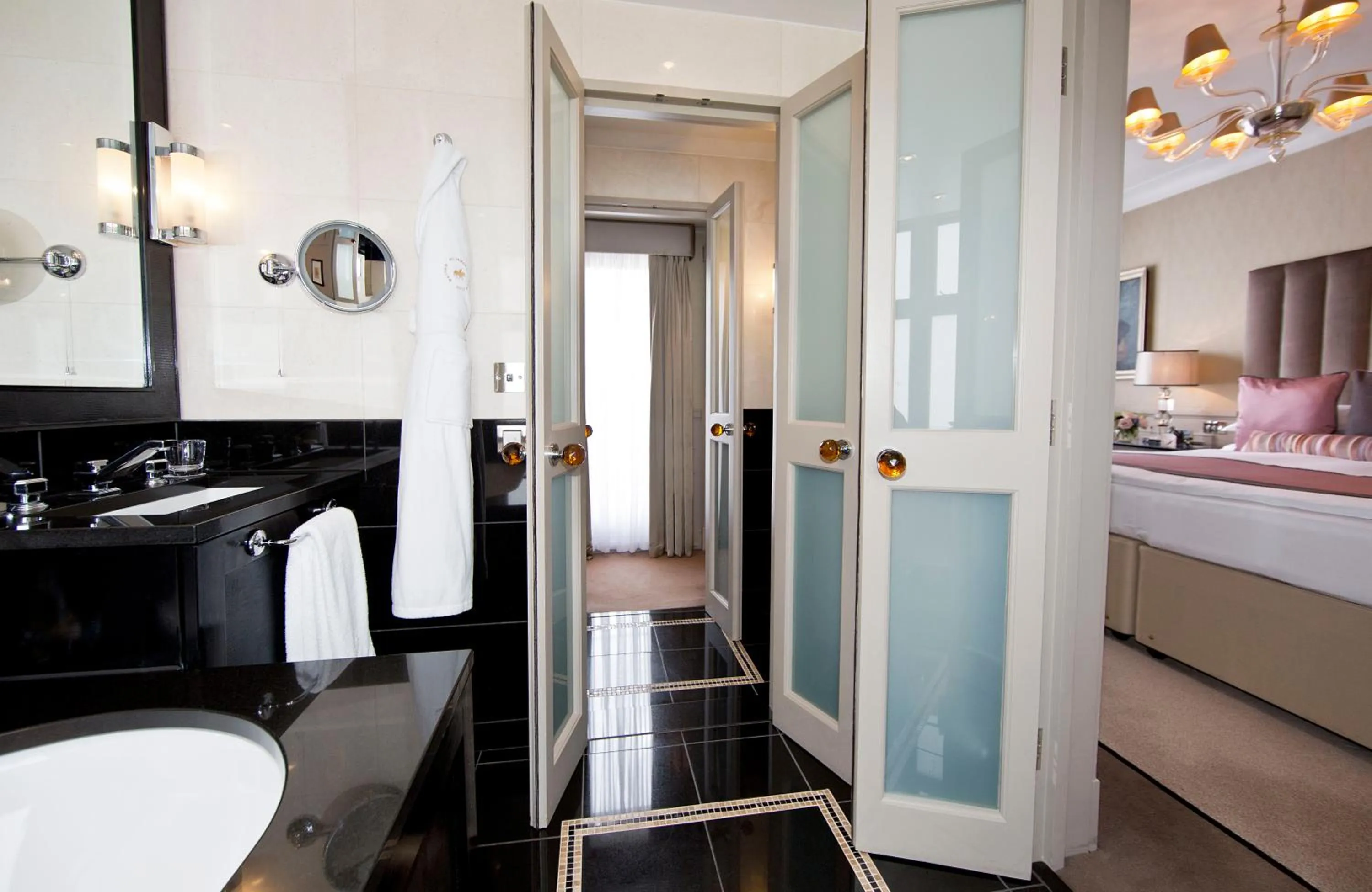 Bathroom in Althoff St James's Hotel & Club London