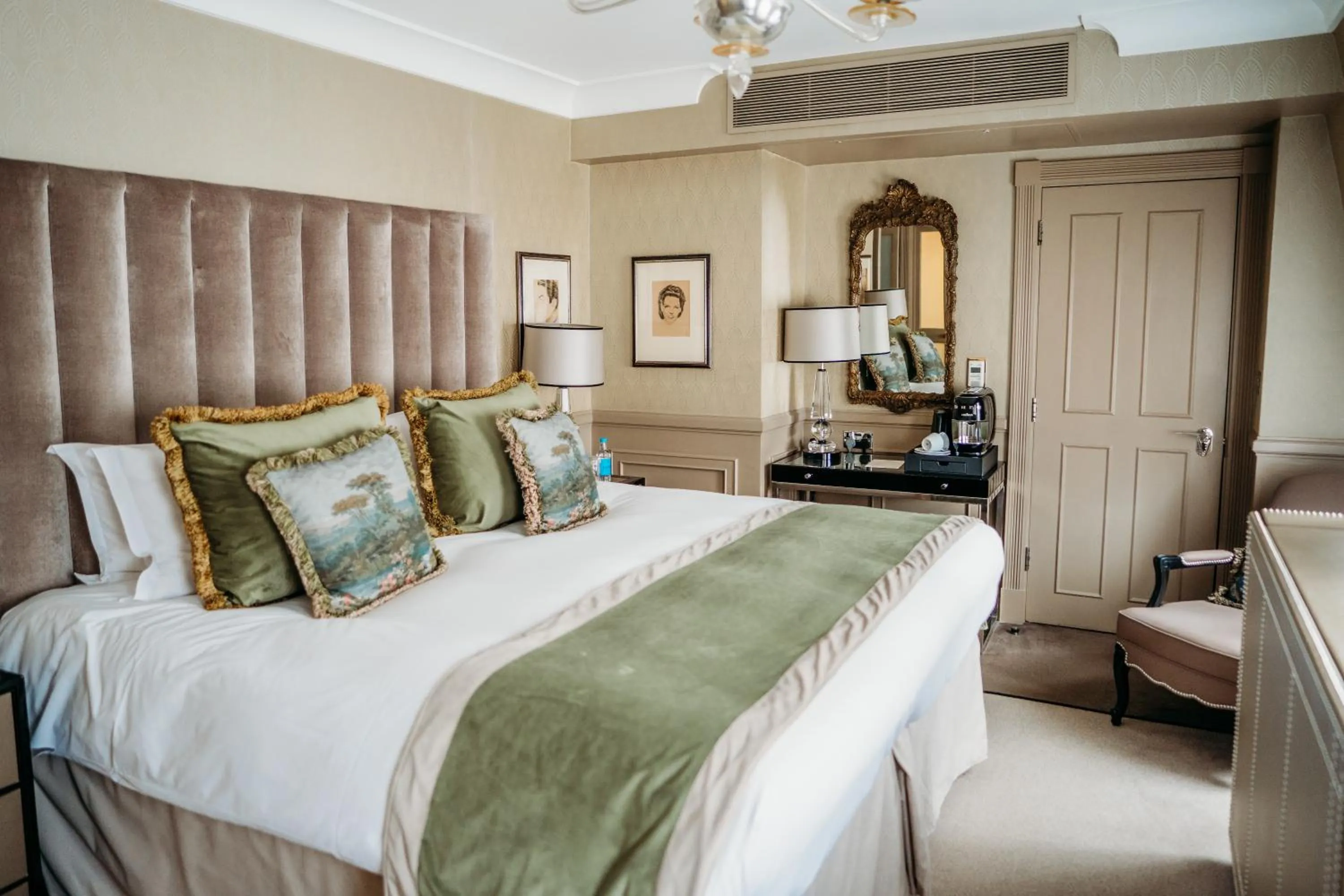 Bed in Althoff St James's Hotel & Club London