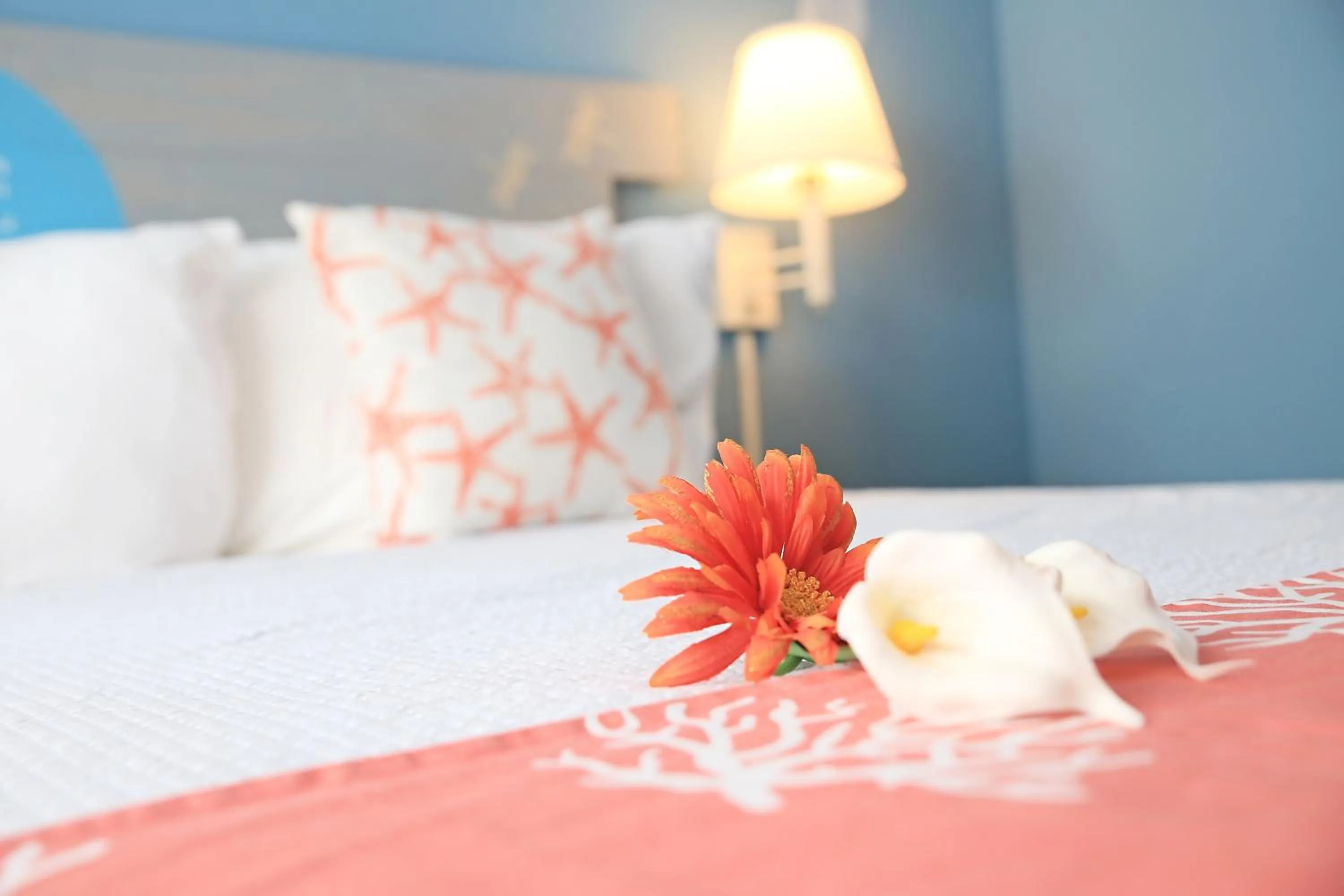 Bed in Hideaways Exuma