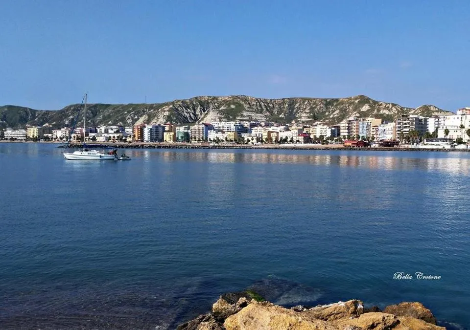 Property building in Isabel