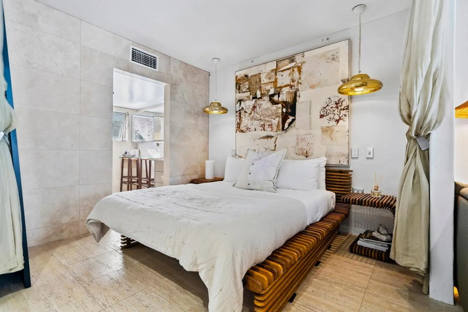 Bed in Noosa Blue Resort