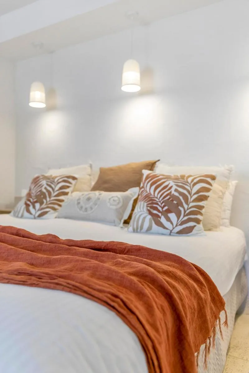 Bed in Noosa Blue Resort