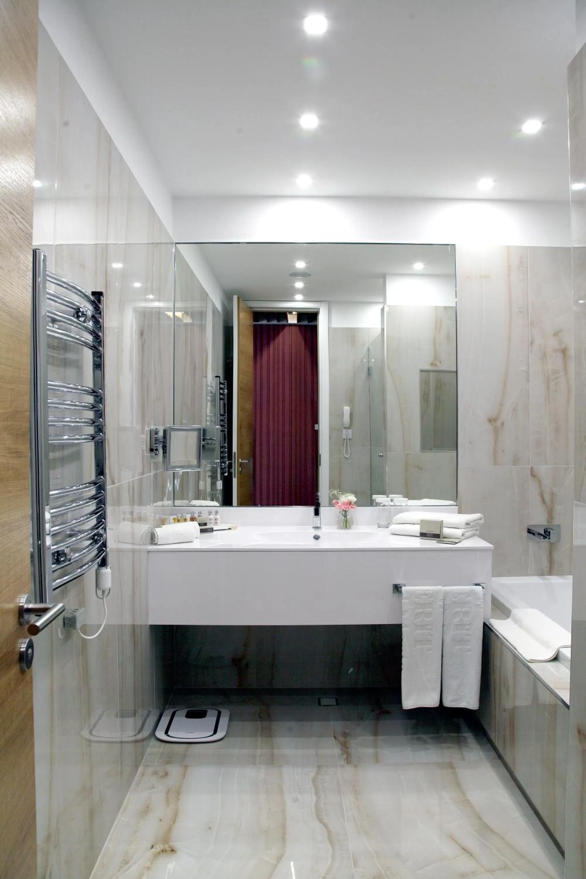 Shower in Merit Grand Mosta Spa Hotel & Casino