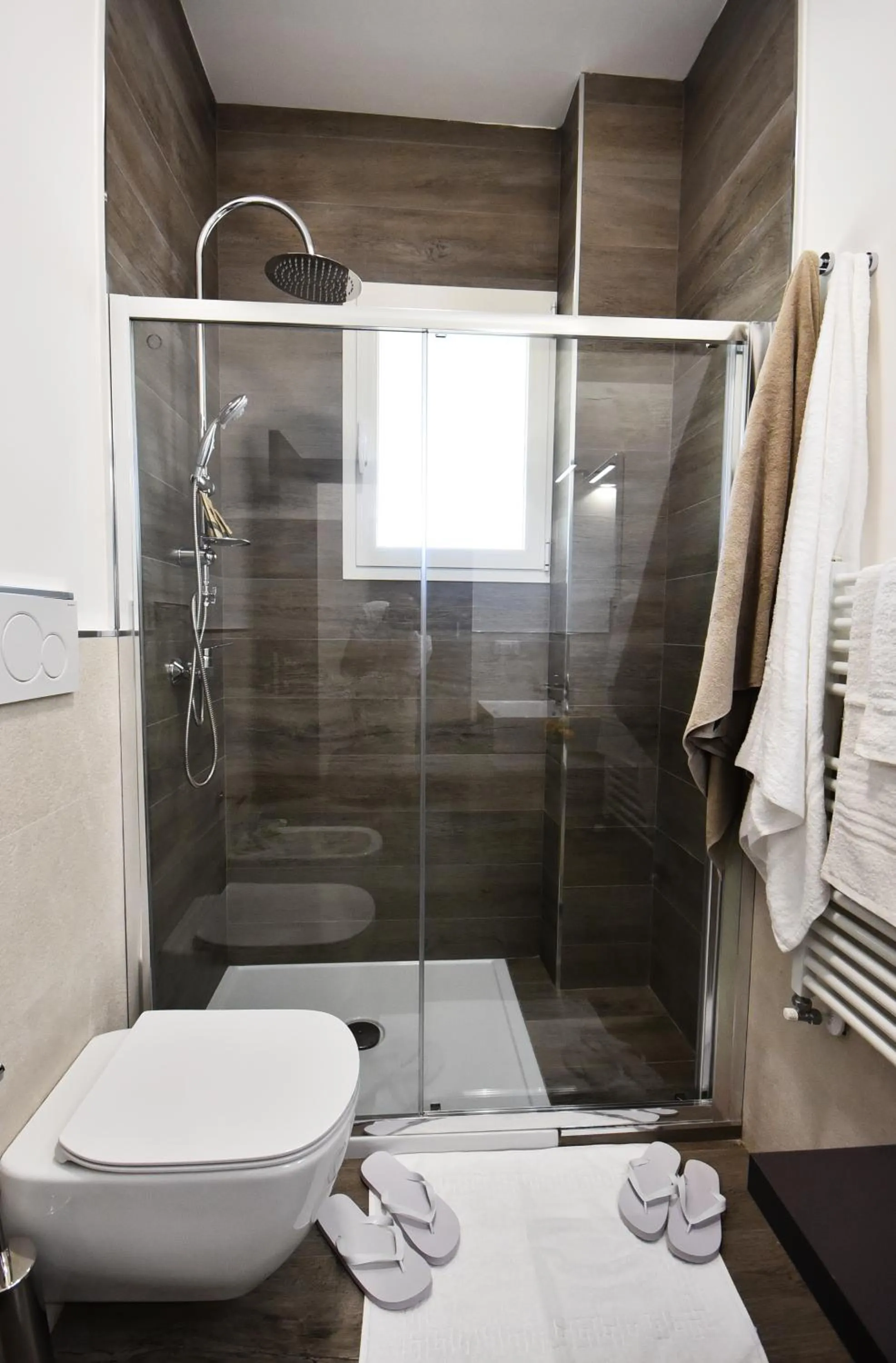 Shower in Borgo Fiorito Relais
