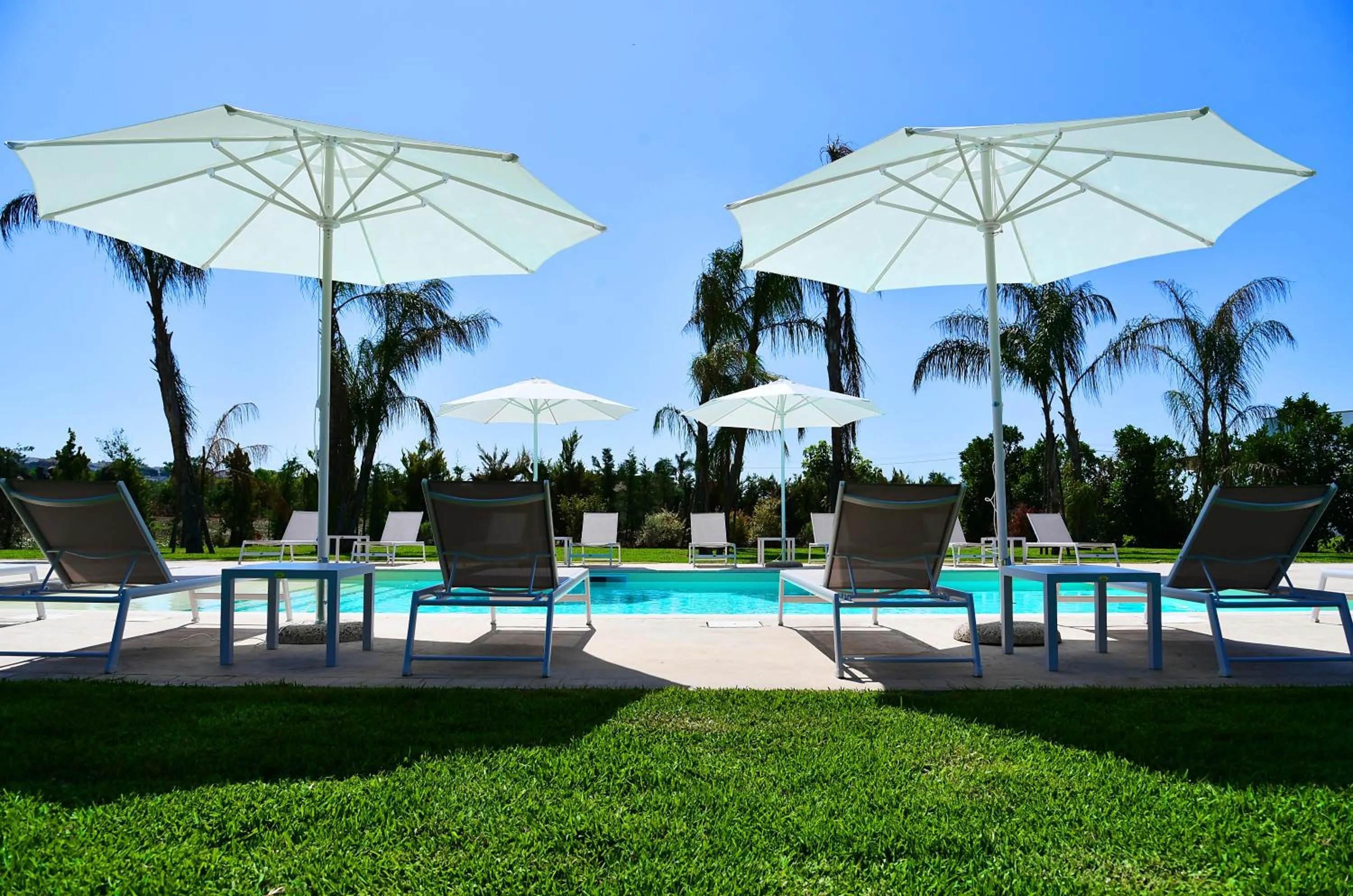 Swimming pool in Borgo Fiorito Relais