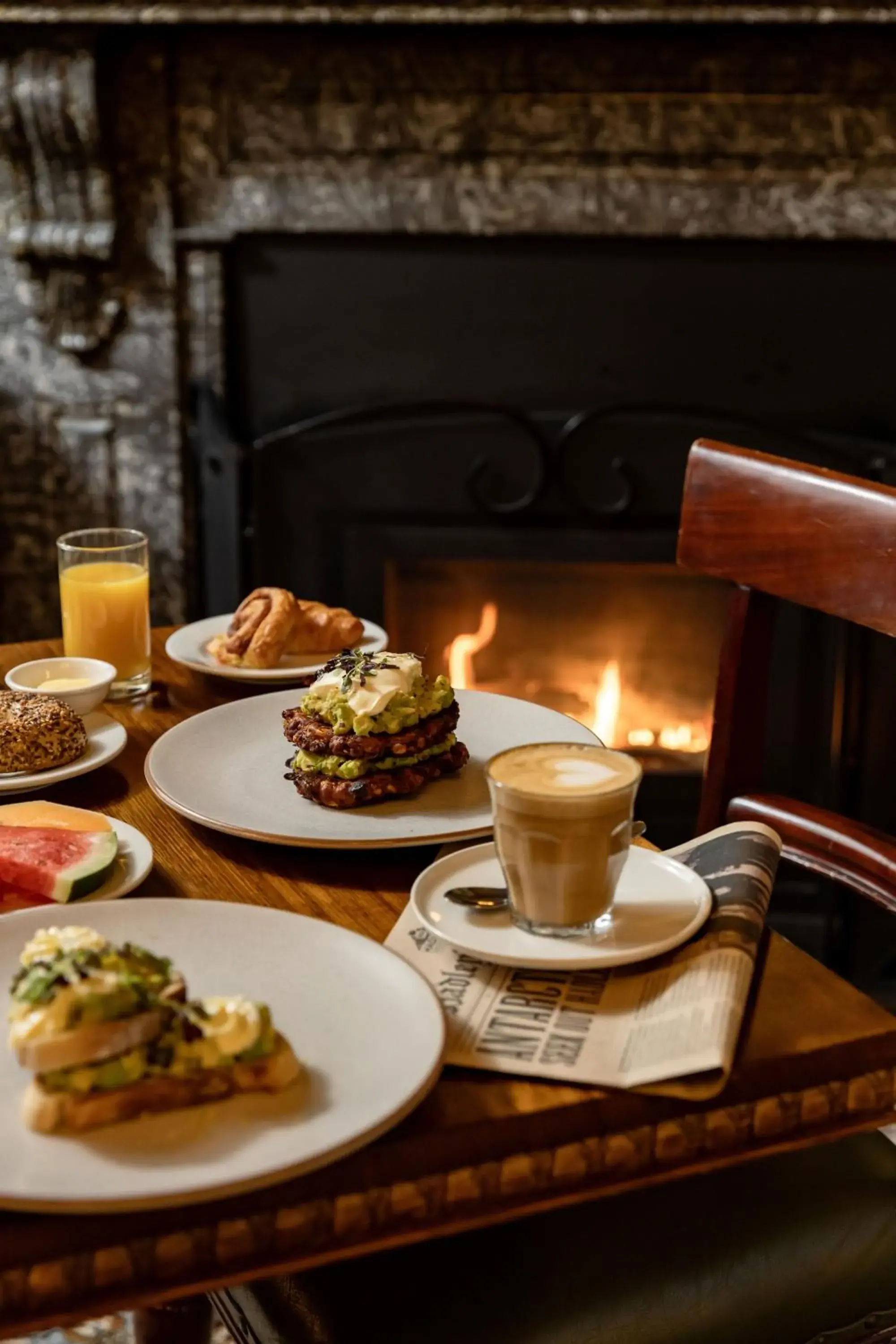 Breakfast in Hadley's Orient Hotel Breakfast in Hadley's Orient Hotel