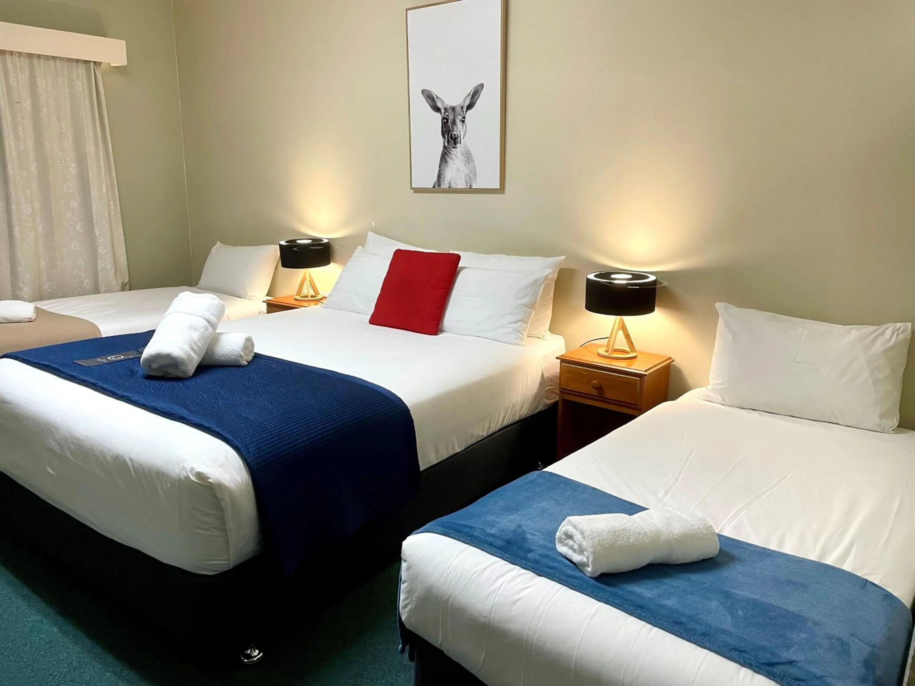 Bed in City Heart Motel Warrnambool